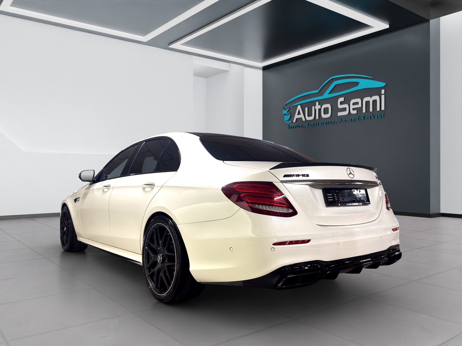 MERCEDES-BENZ E 63 AMG S 4Matic Speedshift MCT-image-2