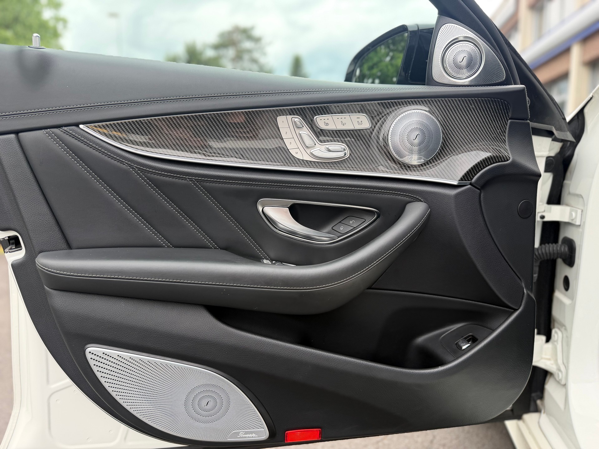 MERCEDES-BENZ E 63 AMG S 4Matic Speedshift MCT-image-11