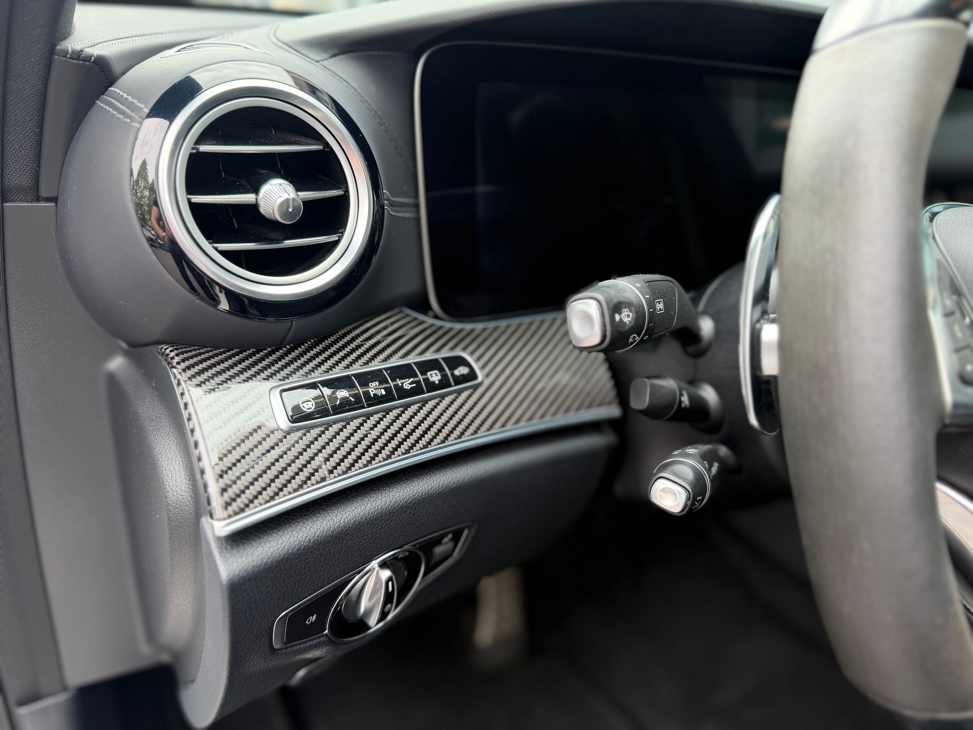 MERCEDES-BENZ E 63 AMG S 4Matic Speedshift MCT-image-12