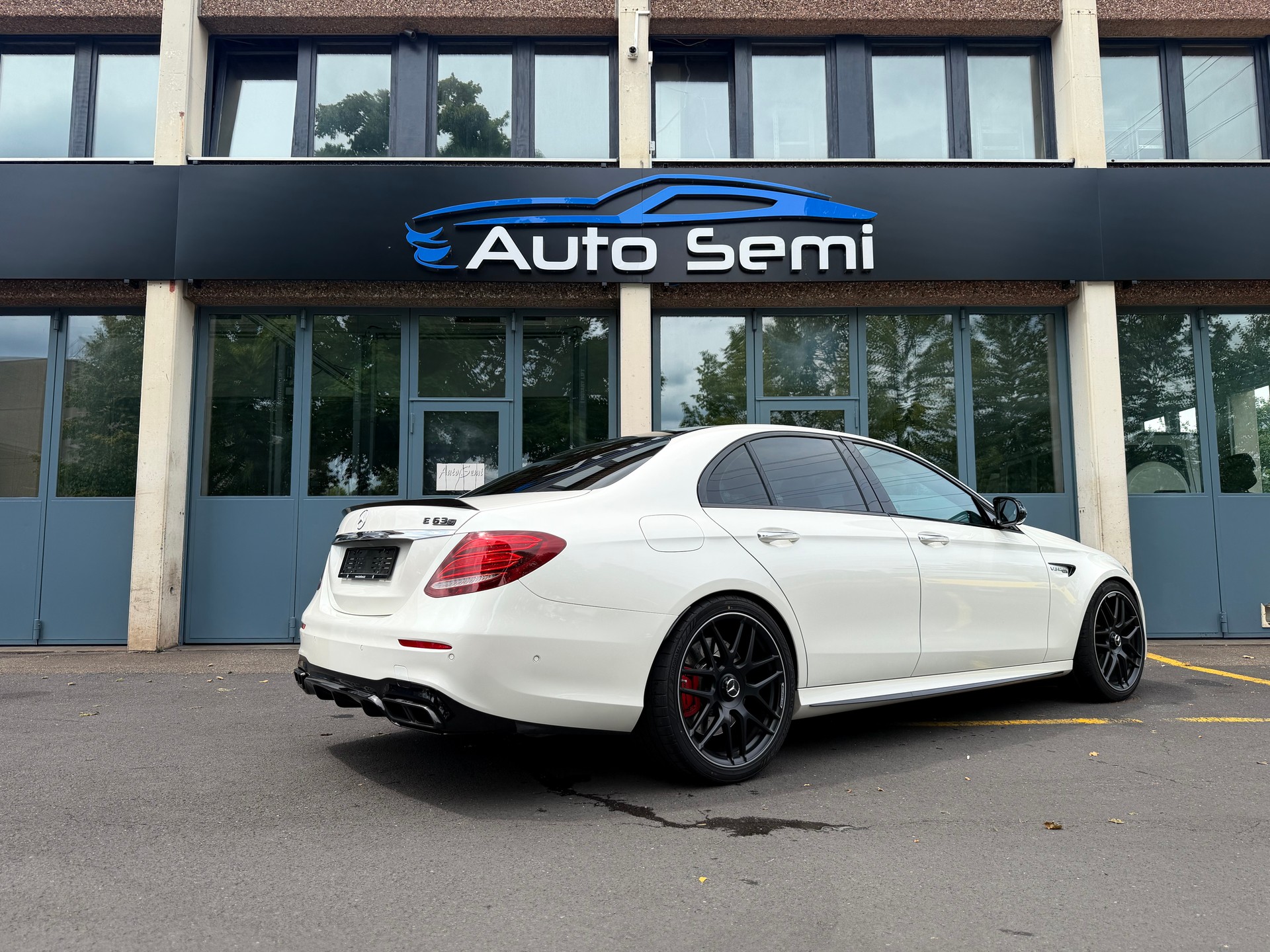 MERCEDES-BENZ E 63 AMG S 4Matic Speedshift MCT-image-6
