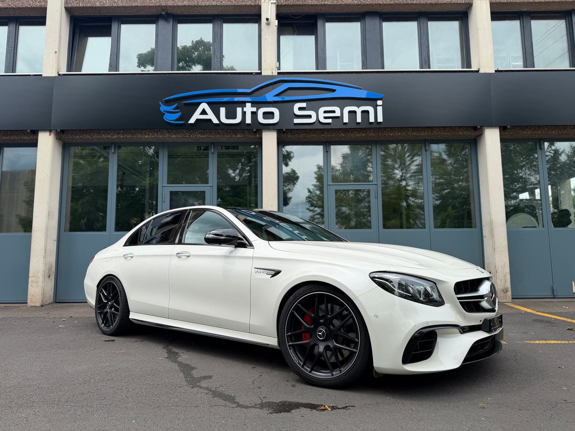 MERCEDES-BENZ E 63 AMG S 4Matic Speedshift MCT-image-0