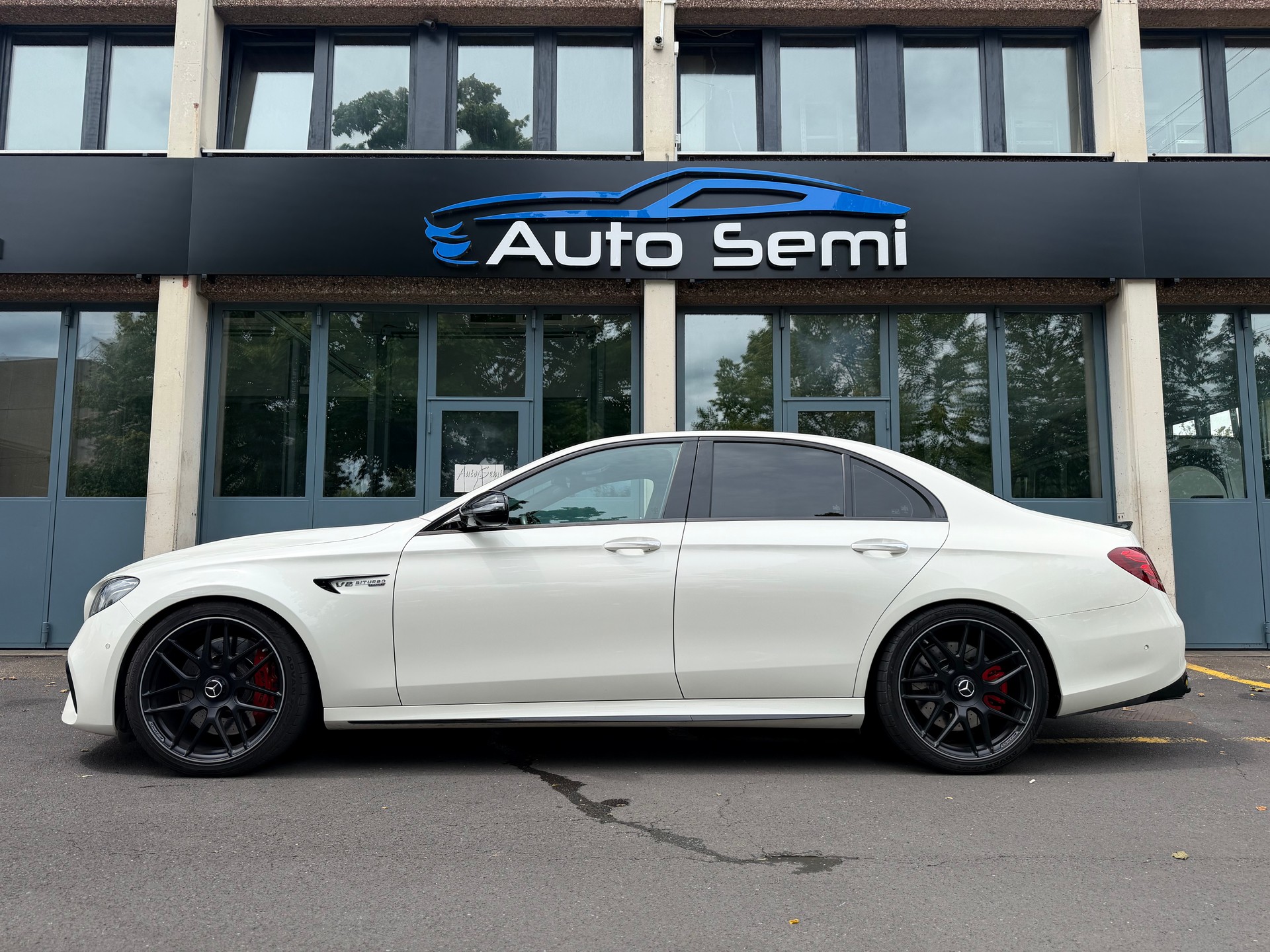 MERCEDES-BENZ E 63 AMG S 4Matic Speedshift MCT-image-3