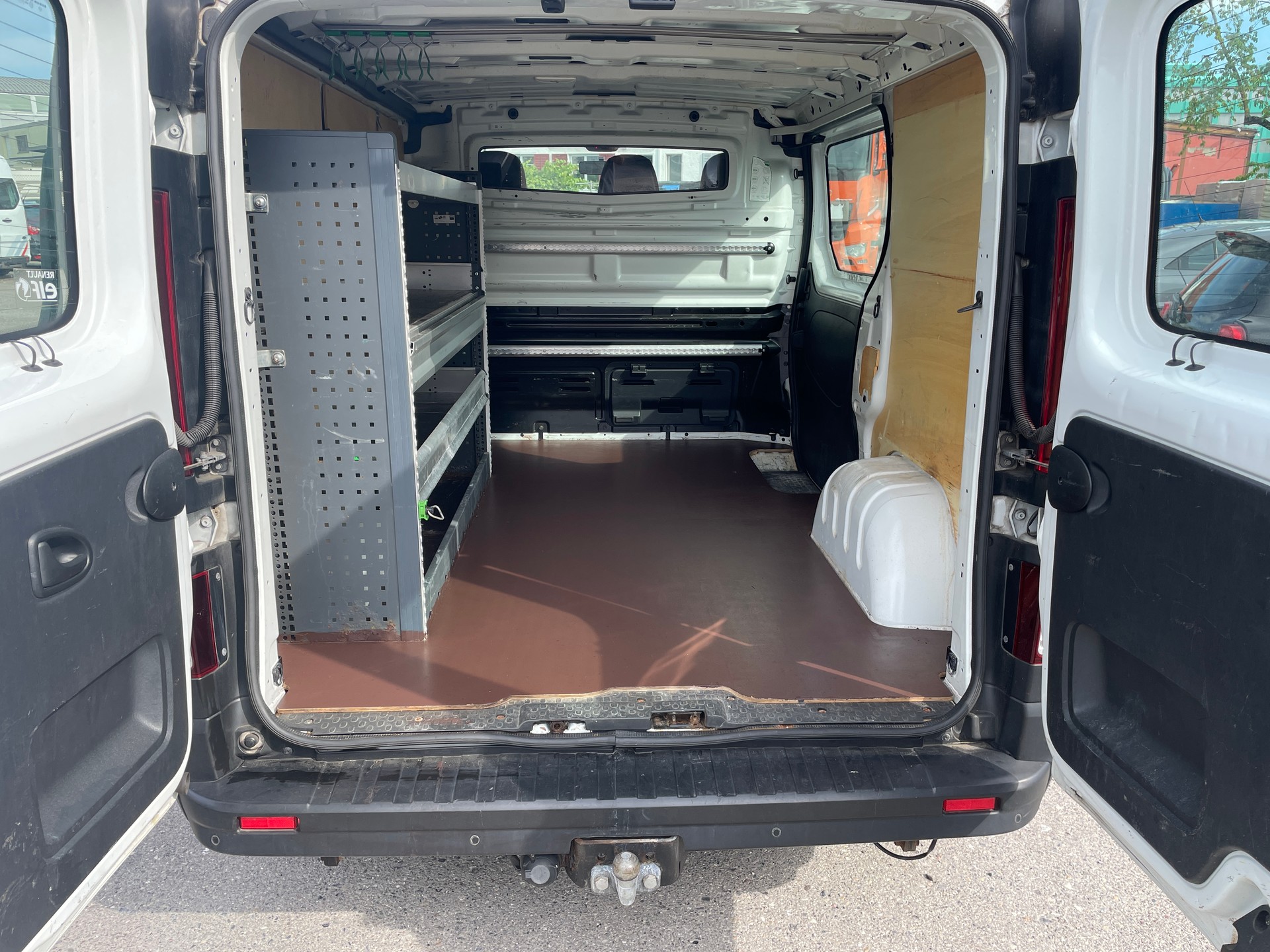 RENAULT Trafic 1.6 dCi 120 2.9t Business L1H1-image-8