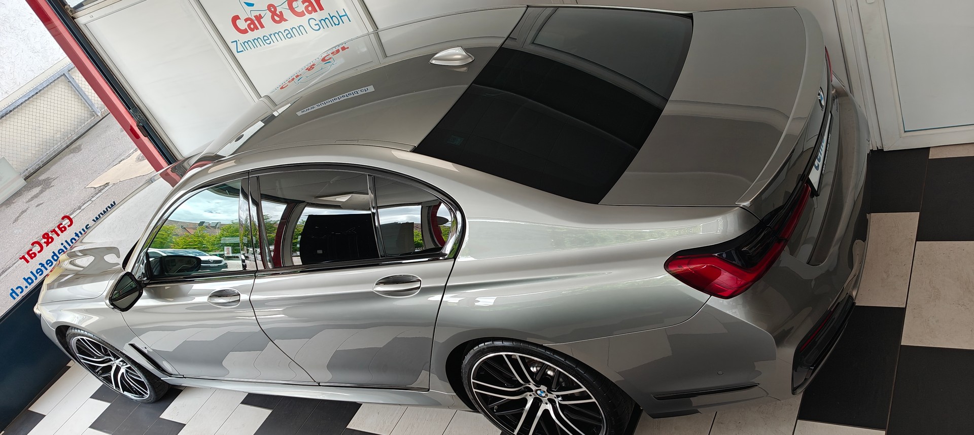 BMW 730d xDrive Steptronic-image-6
