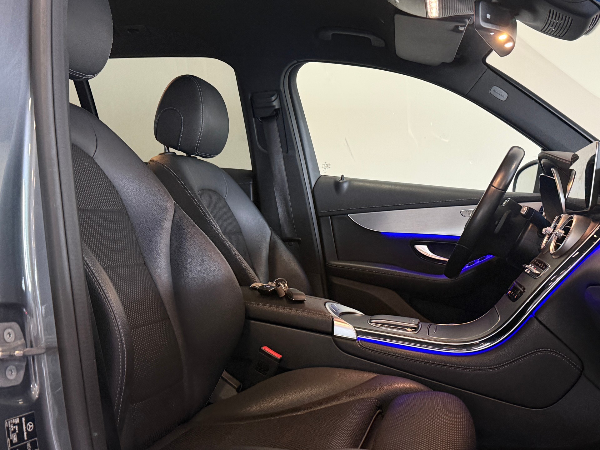 MERCEDES-BENZ GLC 220 d AMG Line 4Matic 9G-Tronic *Virtual Tacho*-image-8