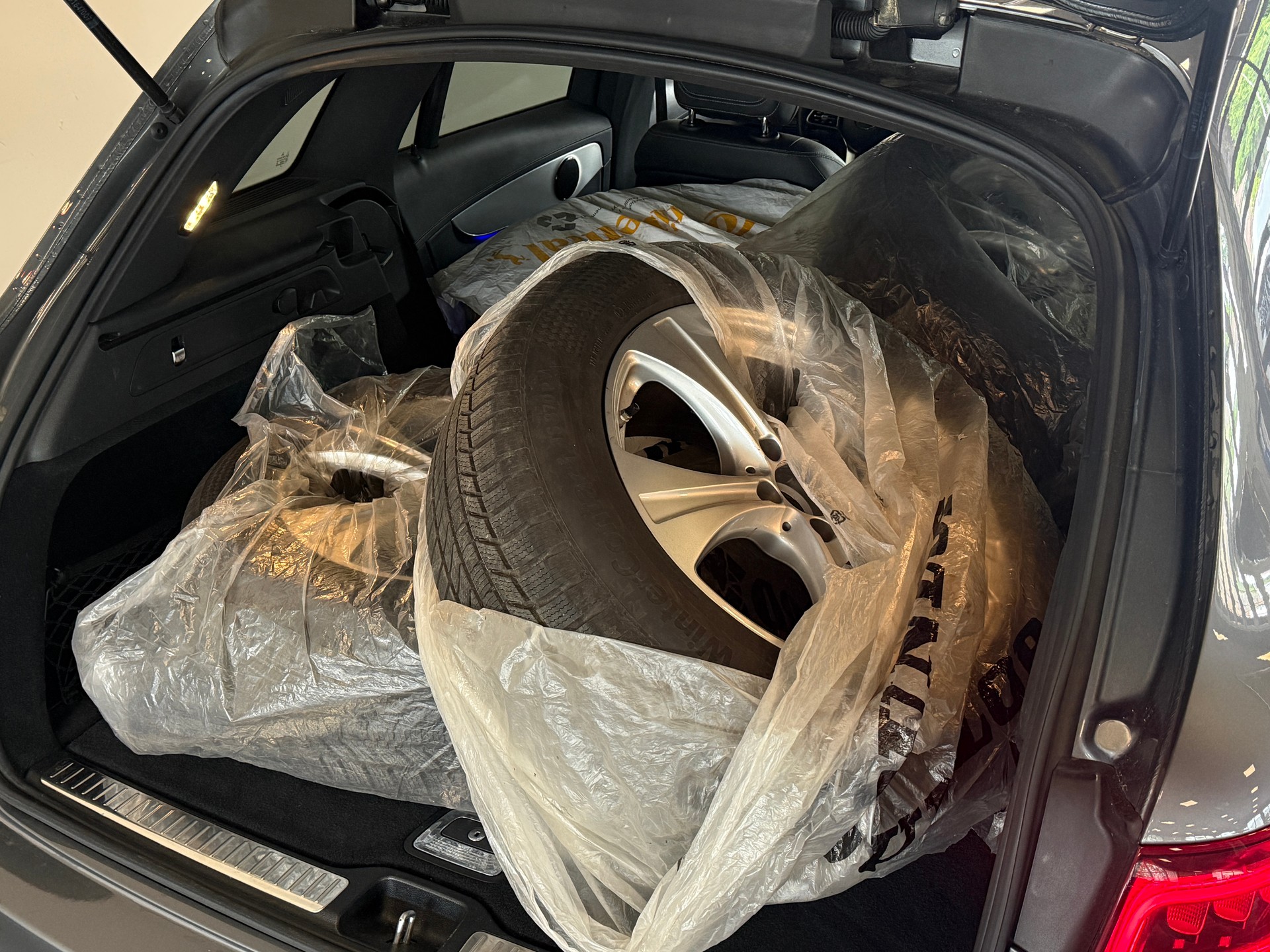 MERCEDES-BENZ GLC 220 d AMG Line 4Matic 9G-Tronic *Virtual Tacho*-image-10