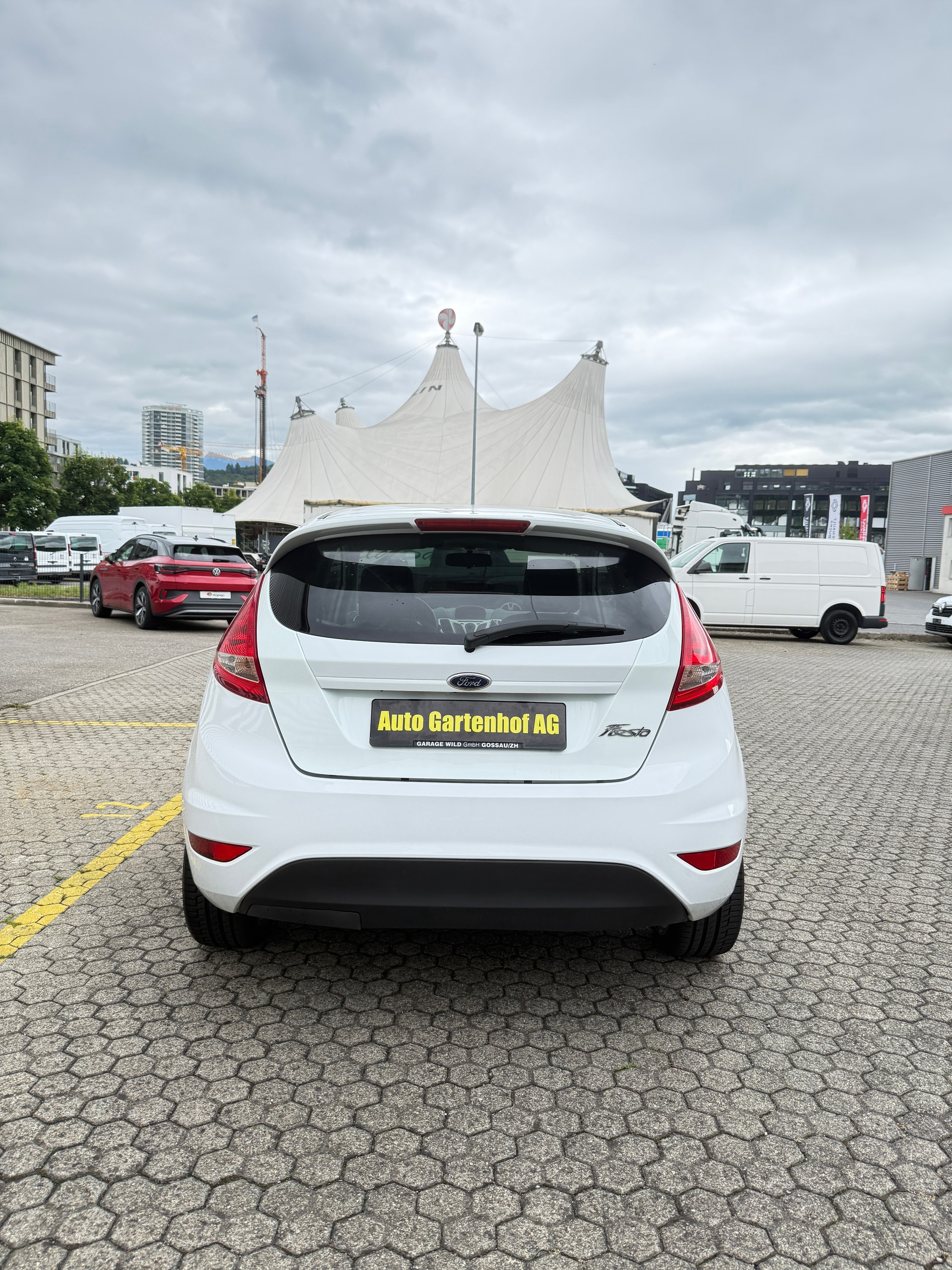FORD Fiesta 1.6 16V Sport-image-1