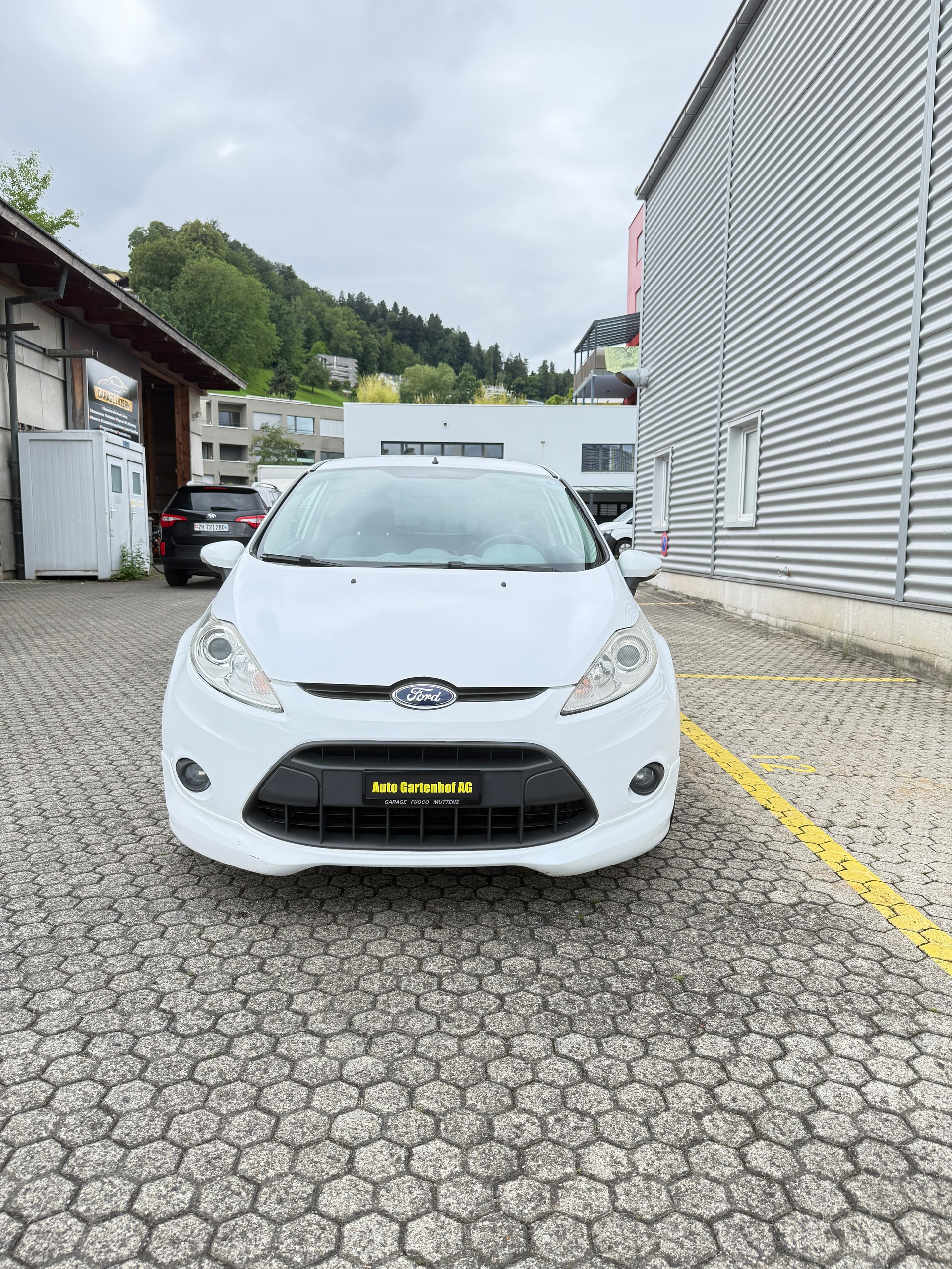FORD Fiesta 1.6 16V Sport-image-4