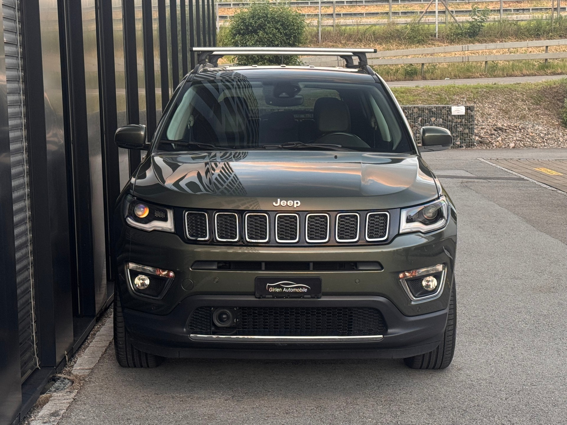JEEP Compass 1.4 Turbo Limited AWD 9ATX-image-1