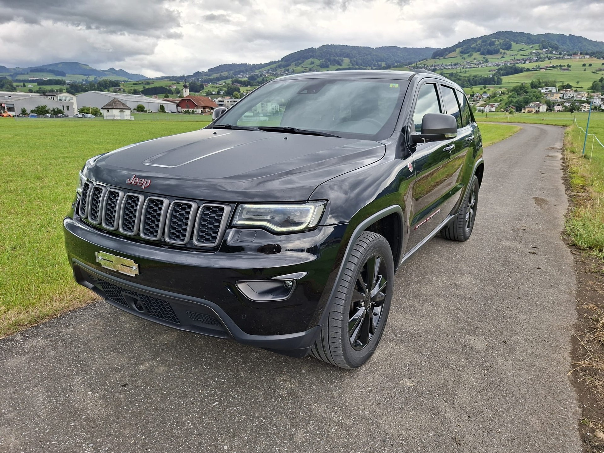 JEEP Grand Cherokee 3.0 CRD Trailhawk Automatic-image-2