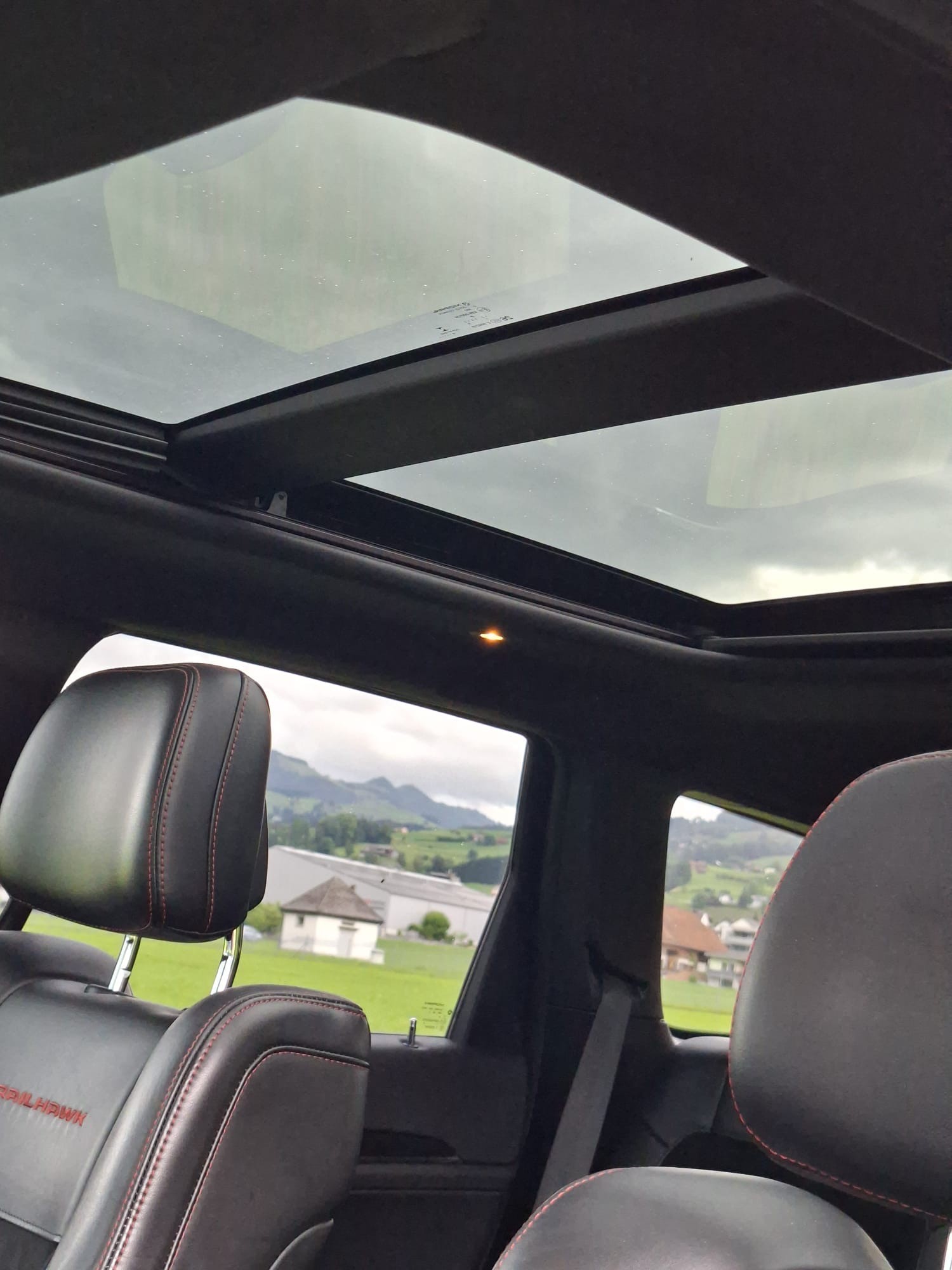 JEEP Grand Cherokee 3.0 CRD Trailhawk Automatic-image-10