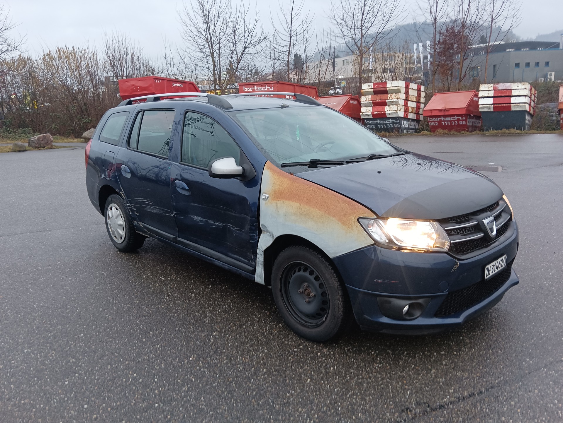 DACIA Logan MCV 0.9 Celebration-image-2
