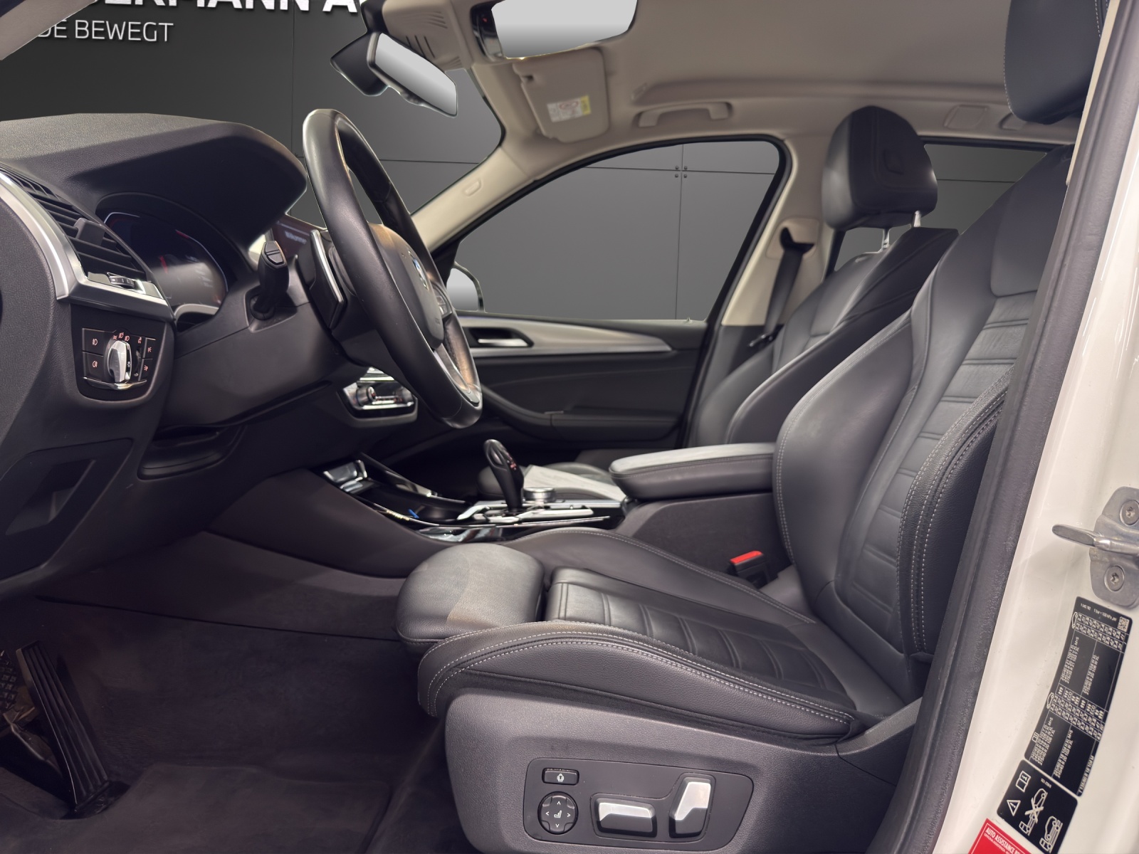 BMW X3 20d xDrive-image-6