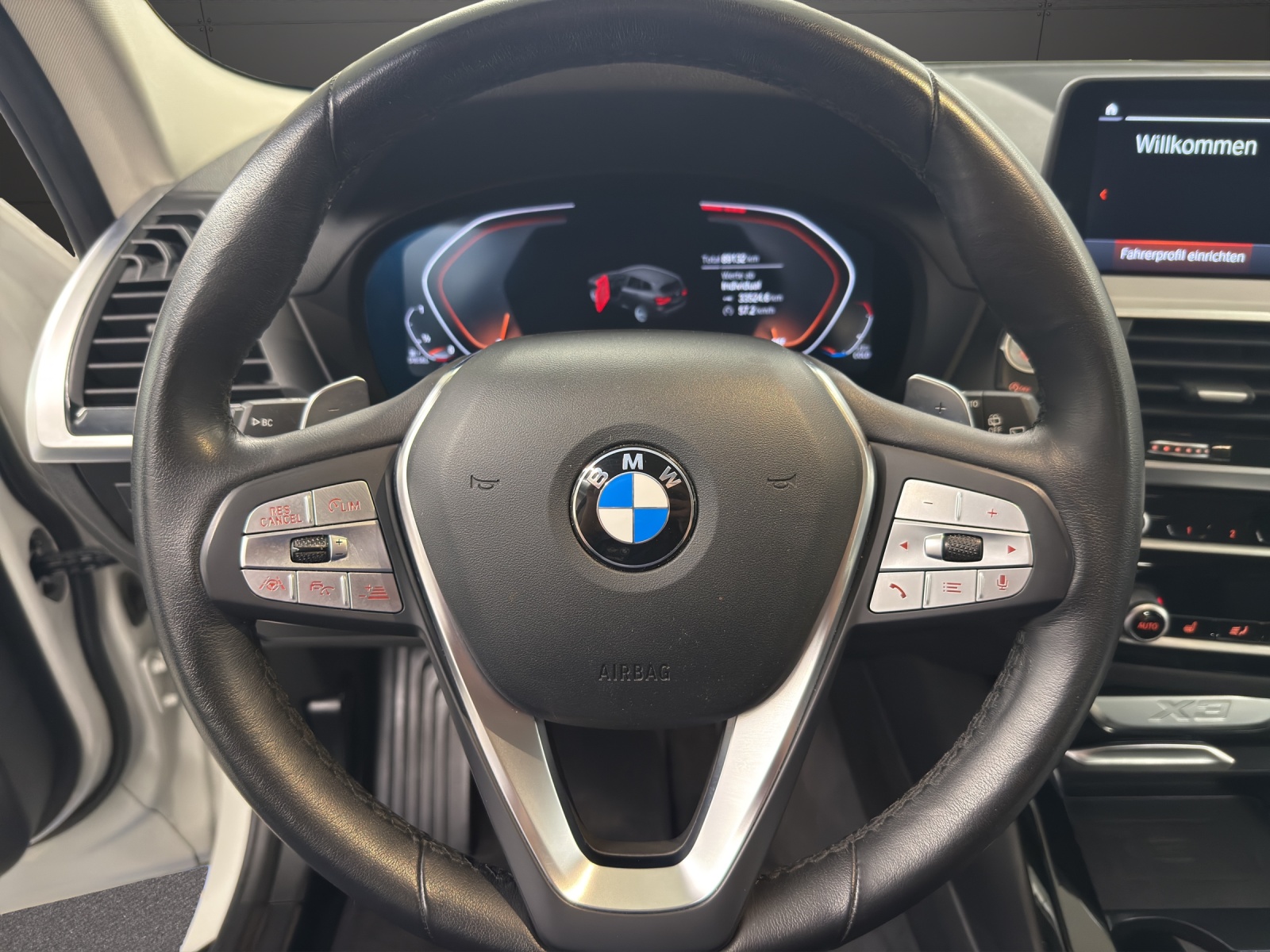 BMW X3 20d xDrive-image-13