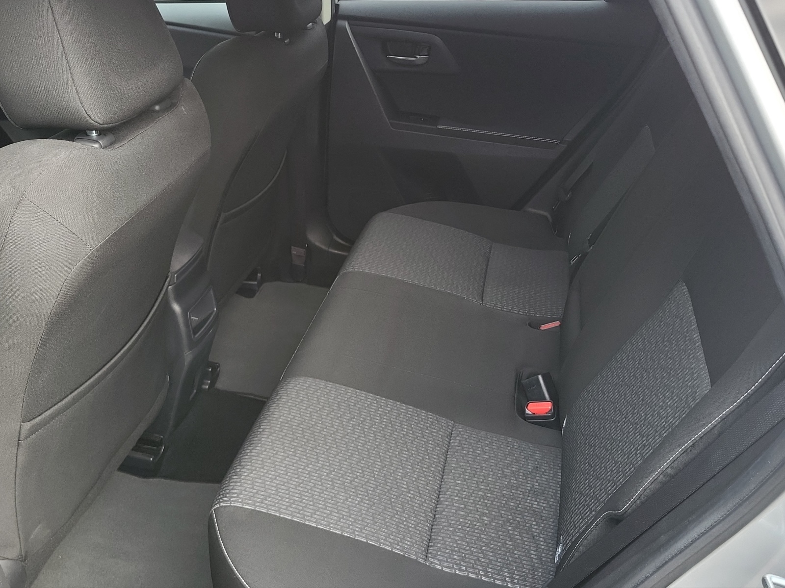 TOYOTA Auris 1.6 VMa Trend MultiDrive-image-14