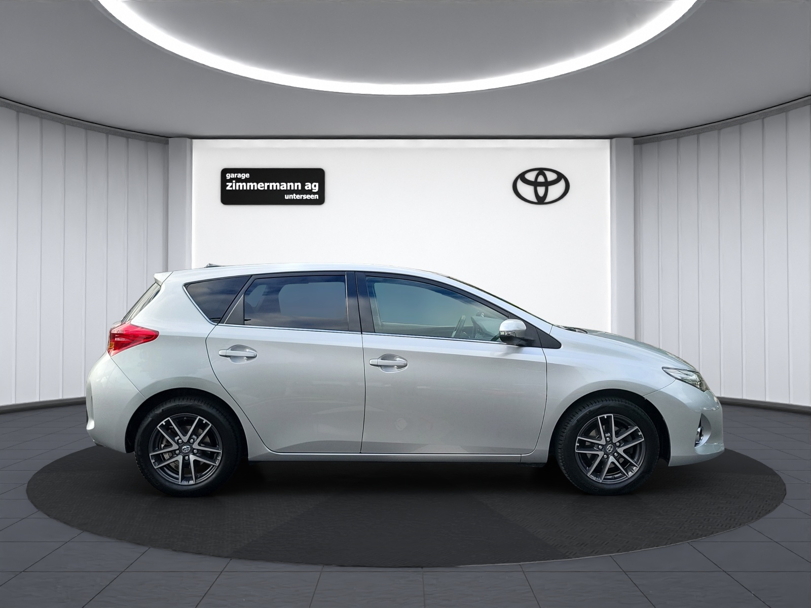 TOYOTA Auris 1.6 VMa Trend MultiDrive-image-4