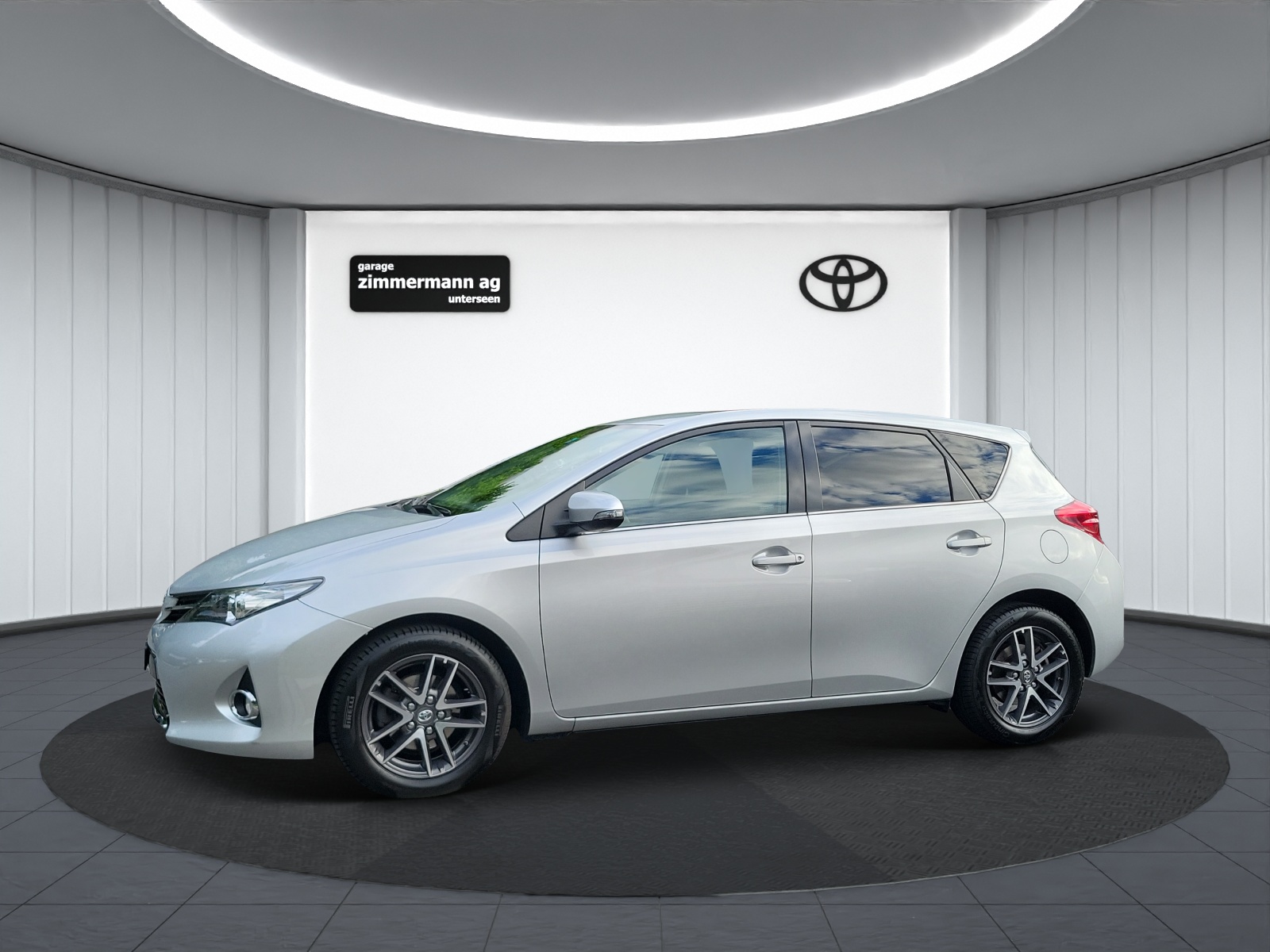 TOYOTA Auris 1.6 VMa Trend MultiDrive-image-11