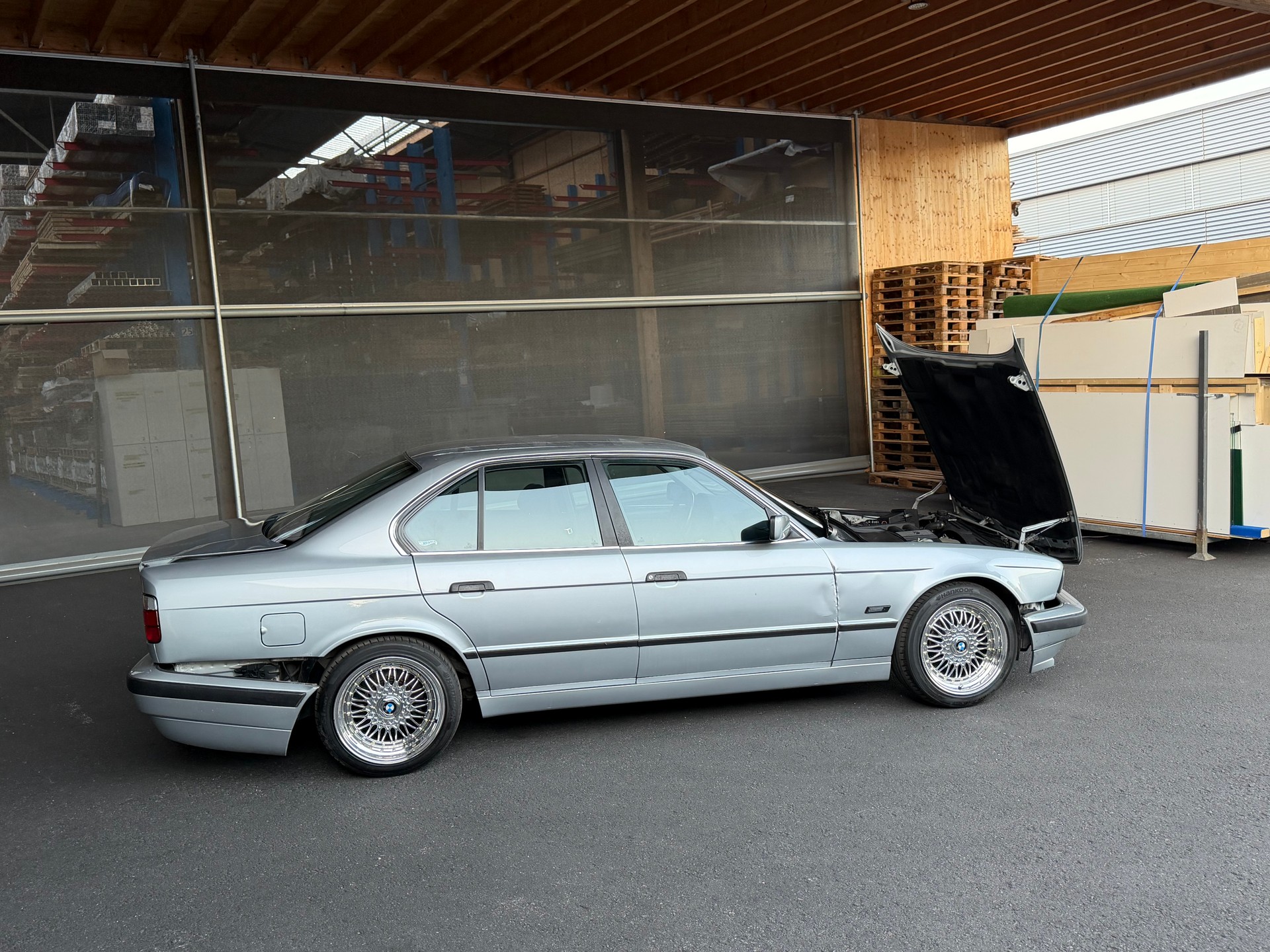 BMW 520i 24V Executive-image-1