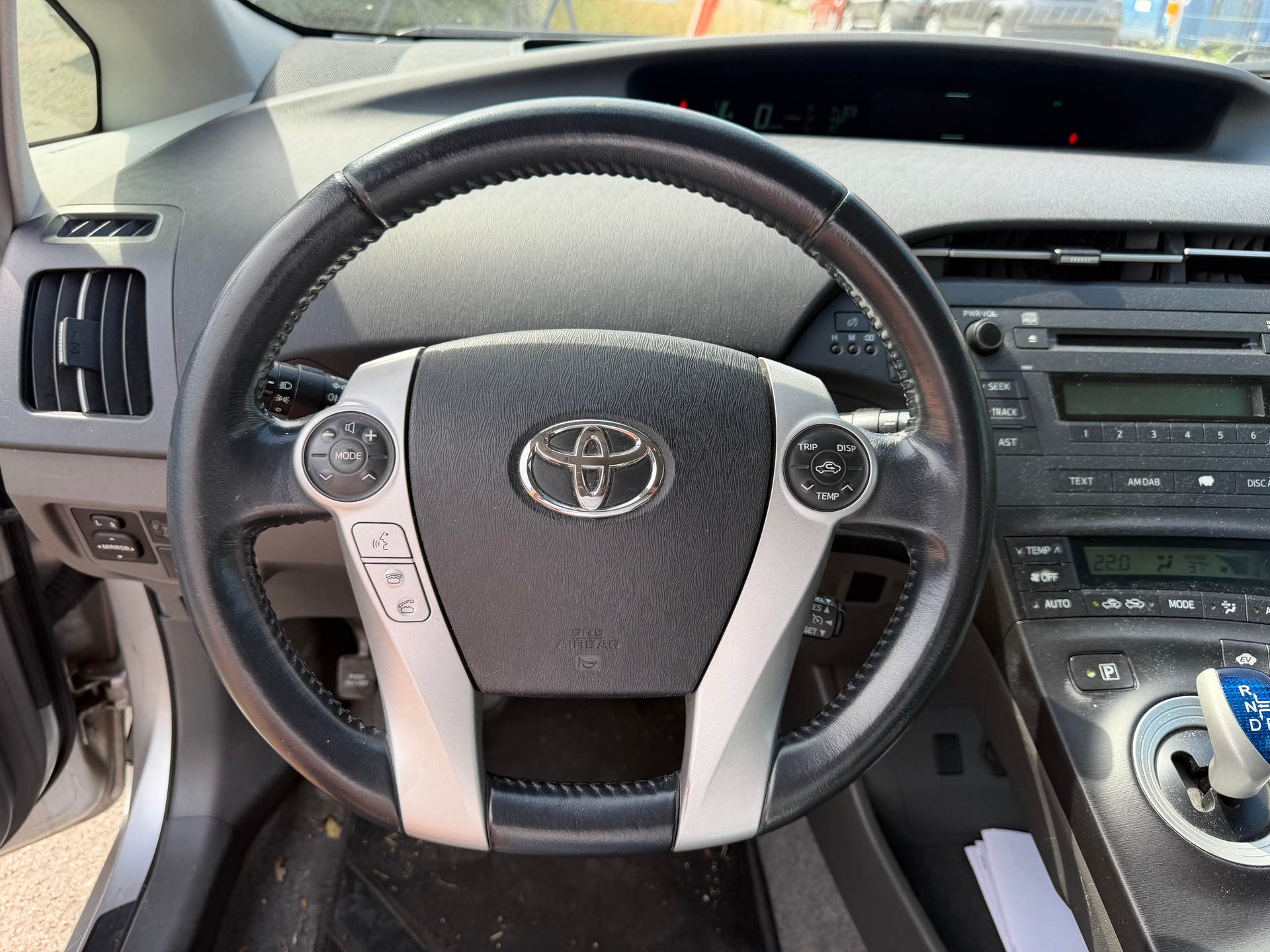 TOYOTA Prius 1.8 16V HSD Sol-image-5