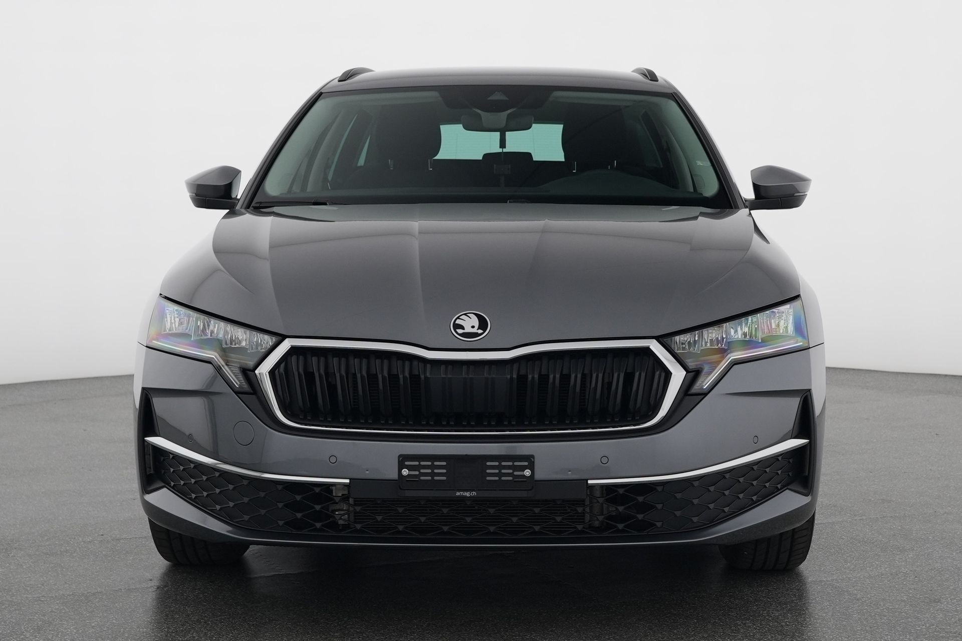 SKODA Octavia Combi 2.0 TDI DSG Selection-image-0