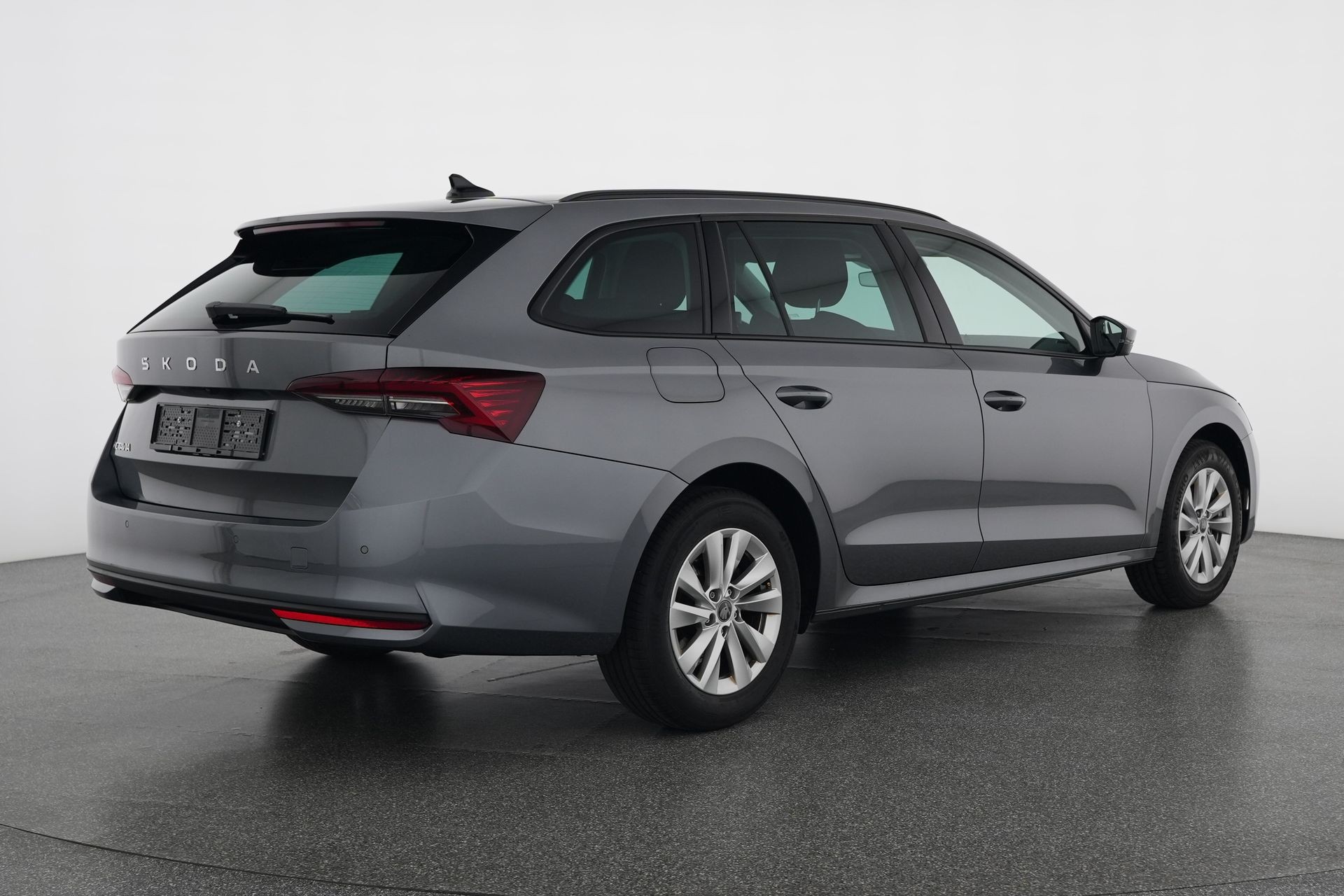 SKODA Octavia Combi 2.0 TDI DSG Selection-image-4