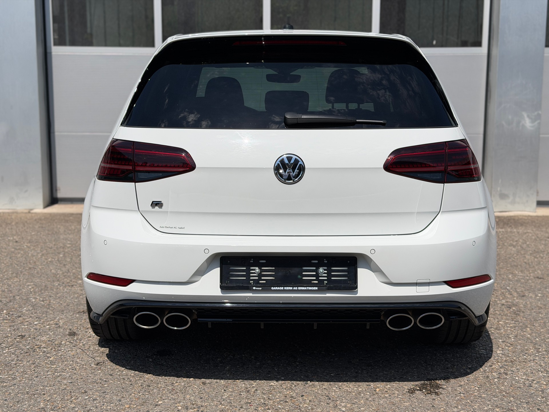VW Golf 2.0 TSI R 4Motion DSG-image-5