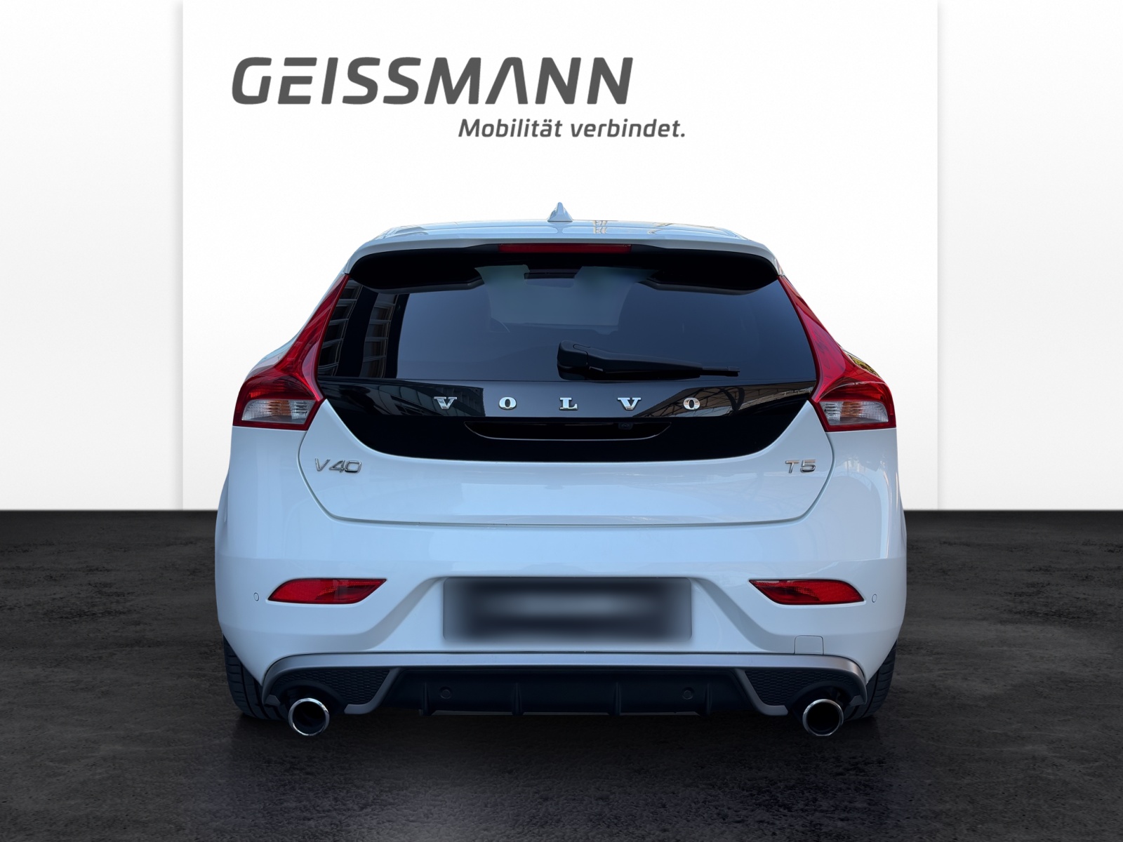 VOLVO V40 2.0 T5 Momentum R-Design S/S-image-7