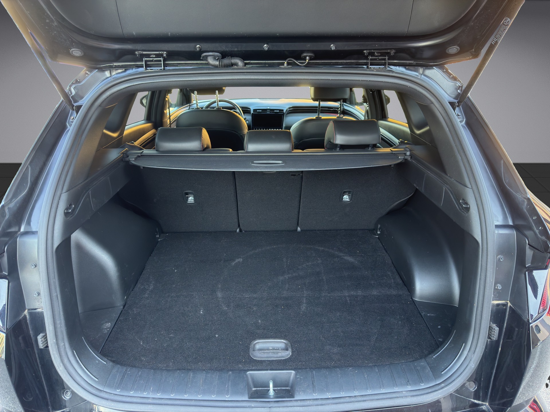 HYUNDAI Tucson 1.6 T-GDi HEV N-Line 4WD-image-6