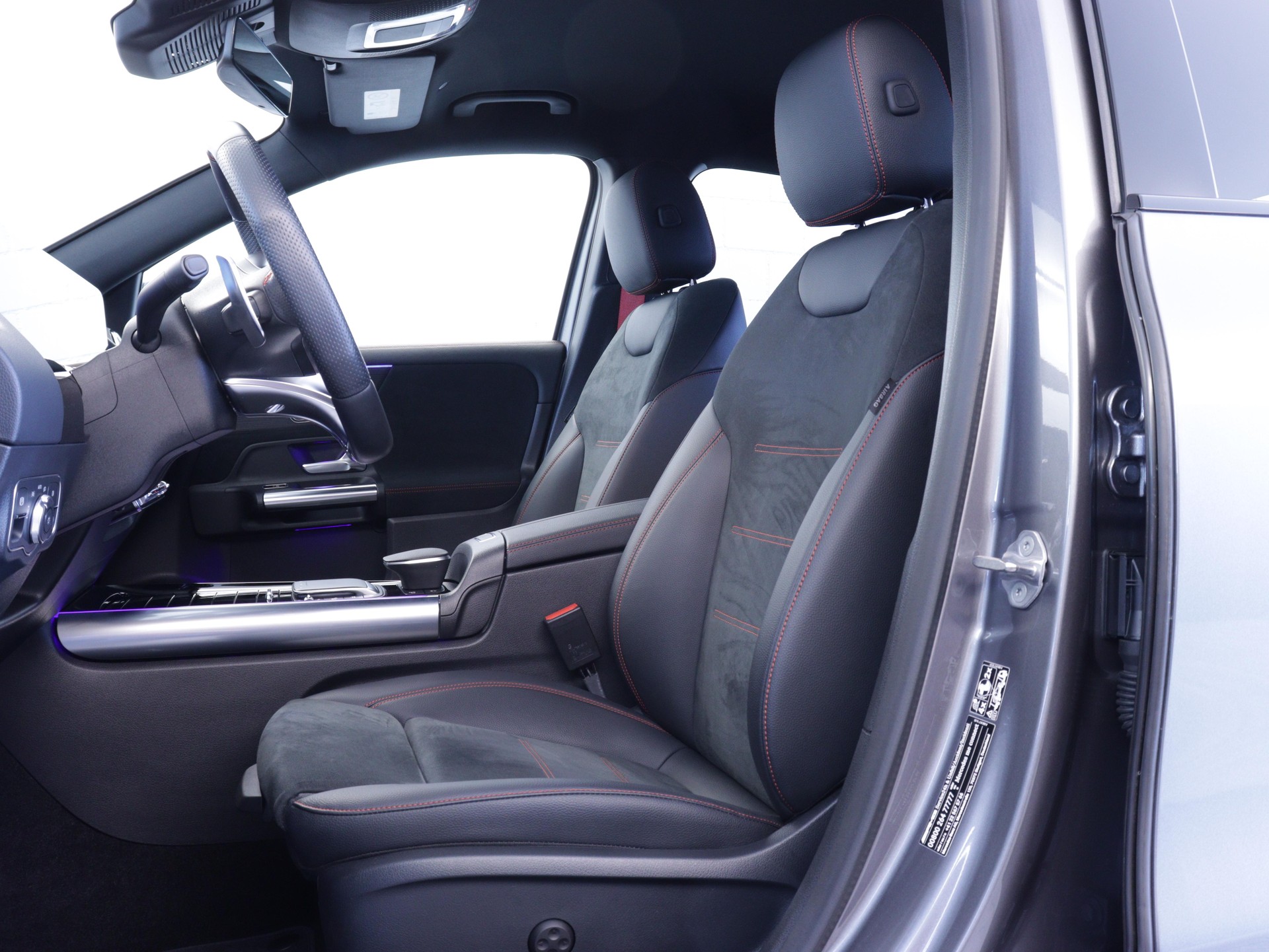 MERCEDES-BENZ GLA 35 AMG 4matic-image-6