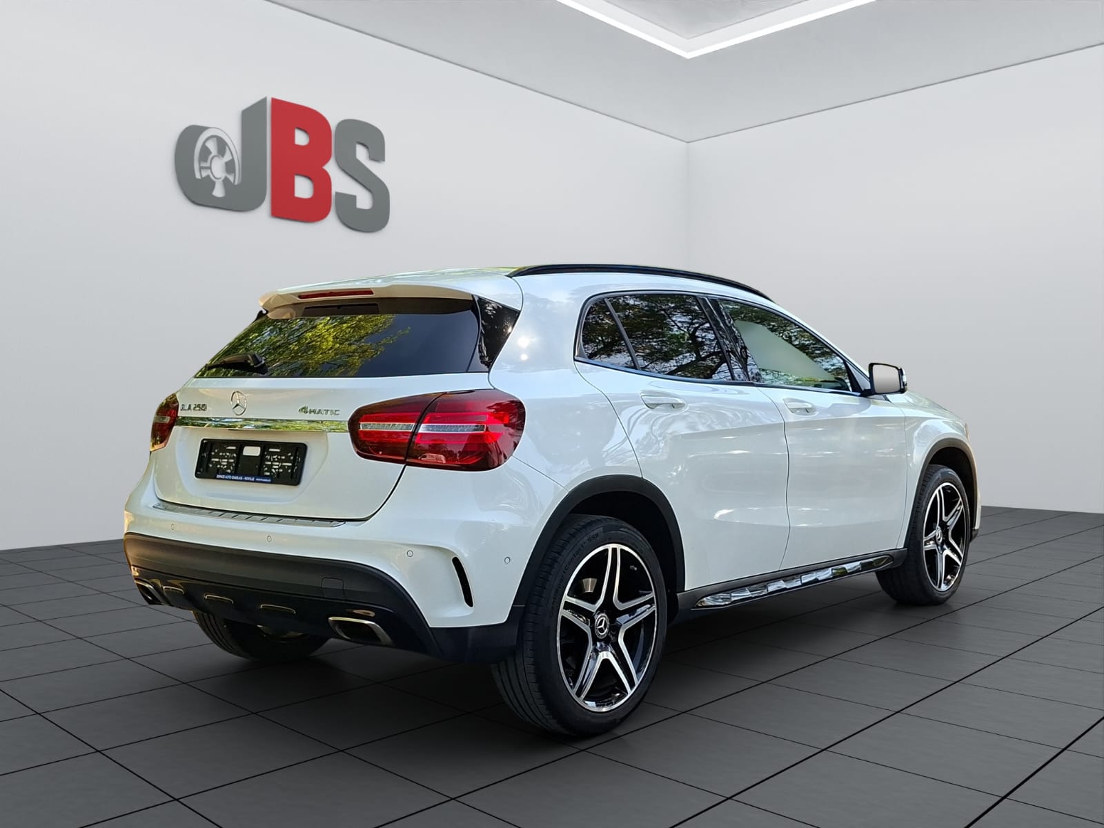 MERCEDES-BENZ GLA 250 Urban 4Matic 7G-DCT-image-6