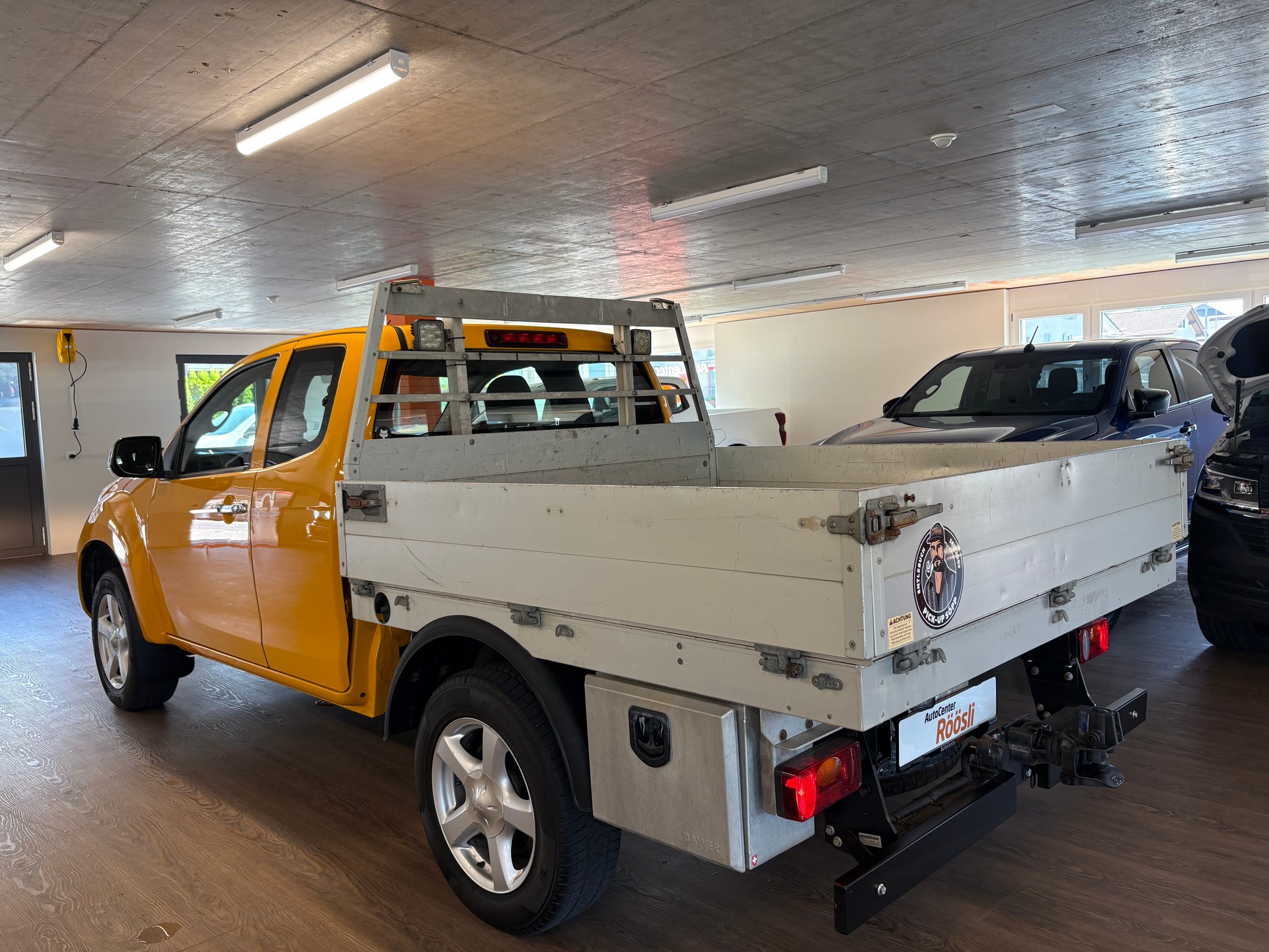 ISUZU D-MAX 2.5 SpaceCab Solar 4x4 A-image-5