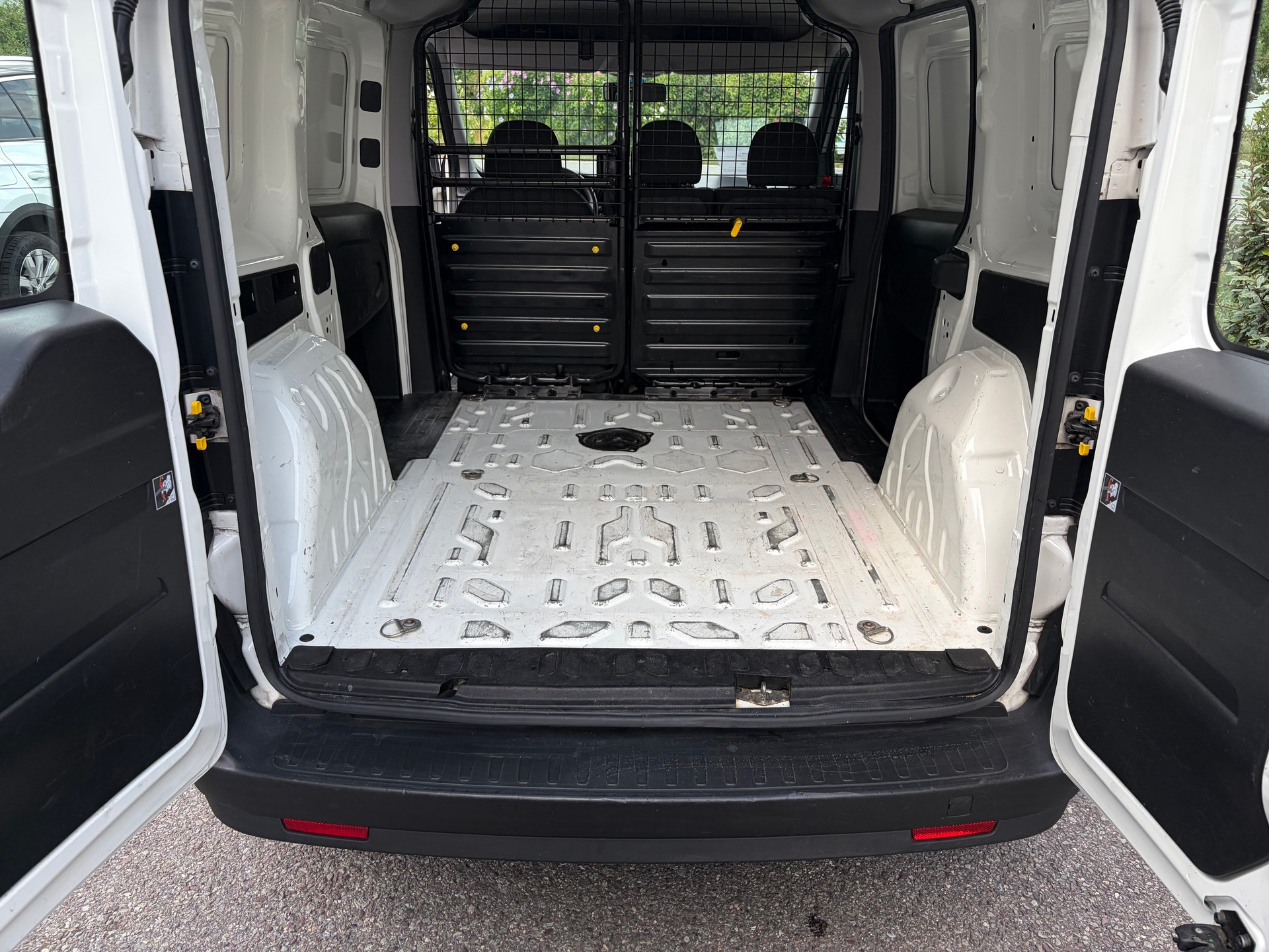FIAT Doblò 1.4 MPI Cargo Starter-image-13
