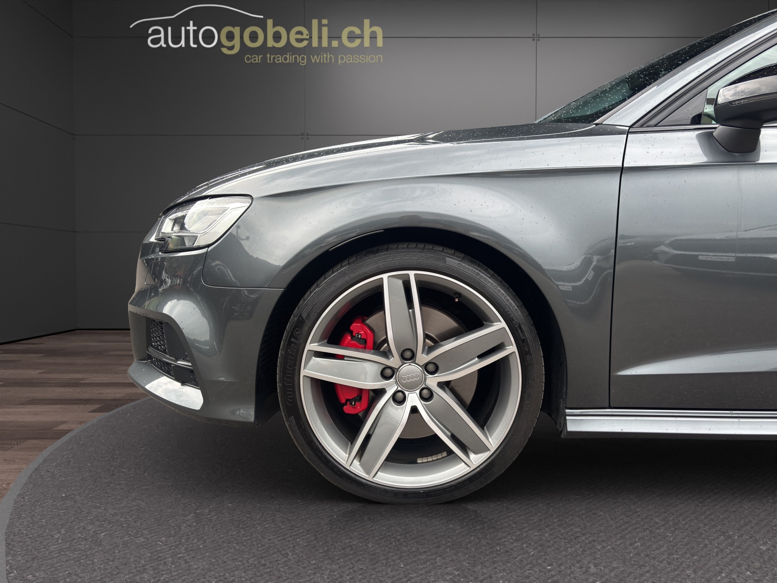 AUDI S3 Sportback 2.0 TFSI quattro S-tronic-image-14