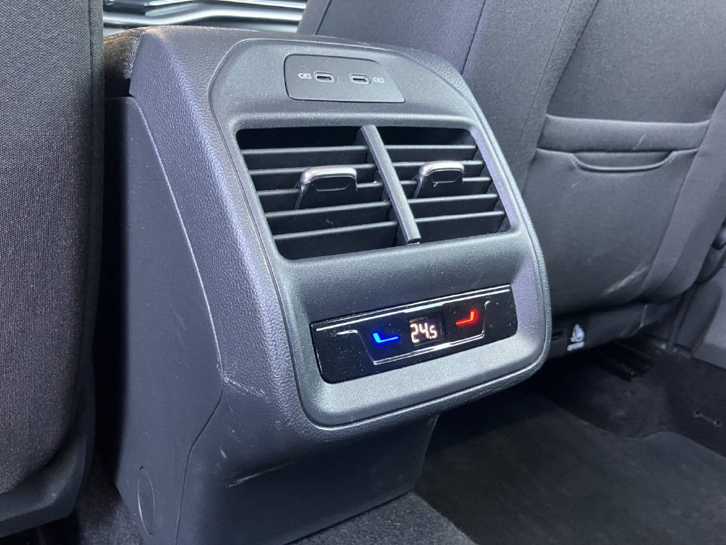 SKODA Superb Combi 2.0 TDI Selection 4x4 DSG-image-22