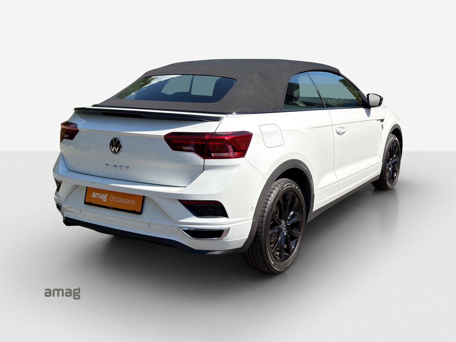 VW T-Roc Cabriolet 1.5 TSI EVO Black & White DSG-image-4