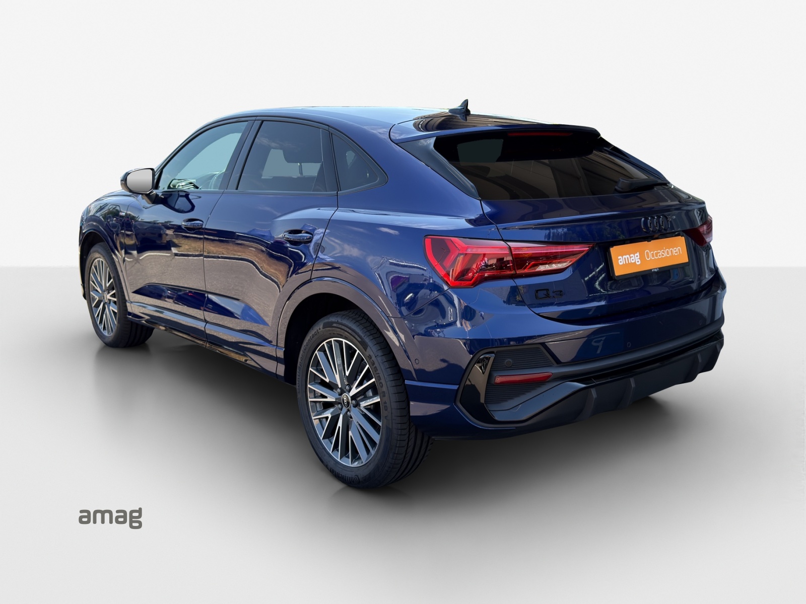 AUDI Q3 Sportback 45 TFSI e S line S-tronic-image-2