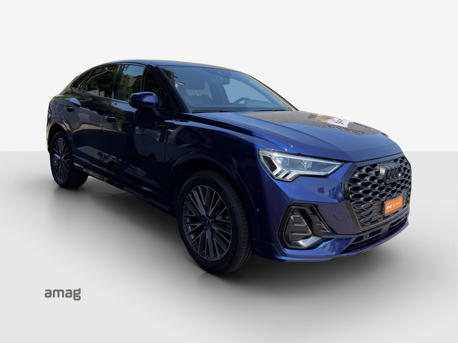 AUDI Q3 Sportback 45 TFSI e S line S-tronic-image-5
