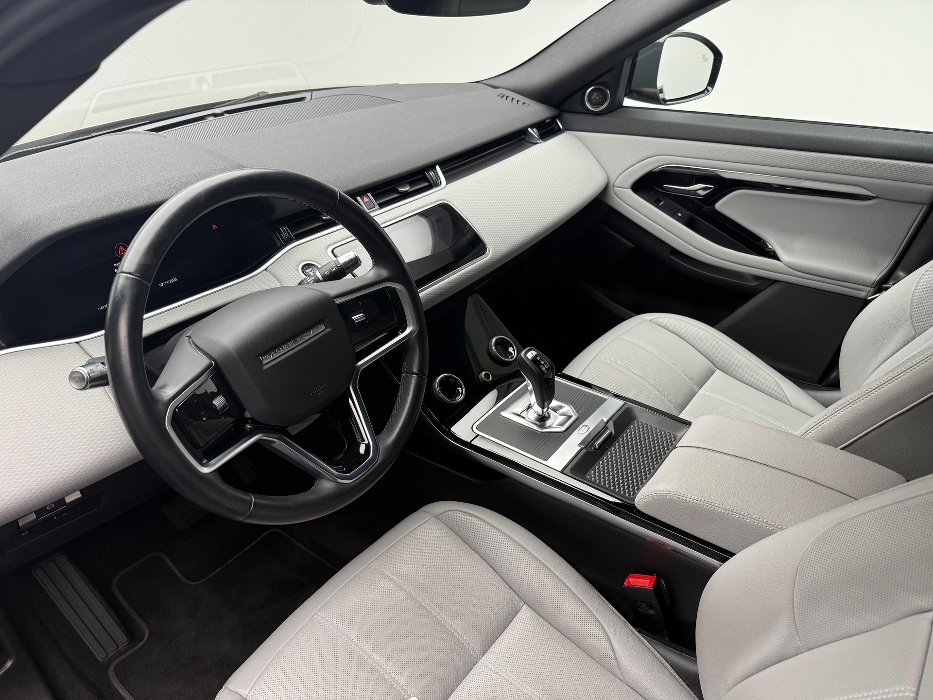 LAND ROVER Range Rover Evoque 2.0 D 200 S-image-6