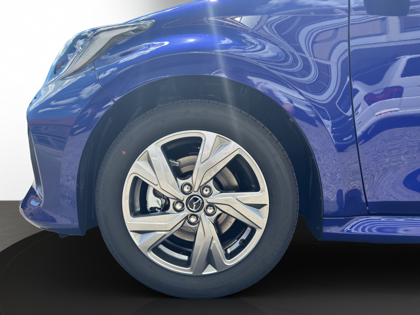 MAZDA 2 Hybrid Exclusive-Line-image-6