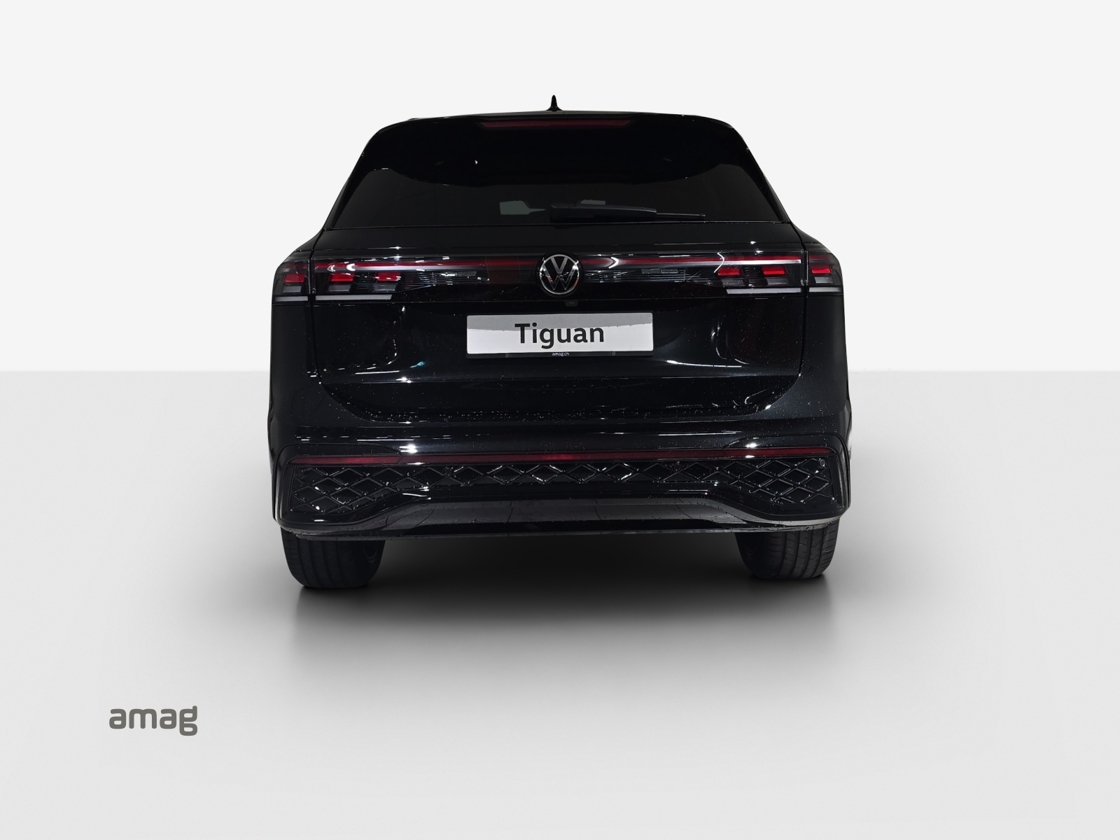 VW Tiguan 2.0 TDI SCR R-Line 4Motion DSG-image-3