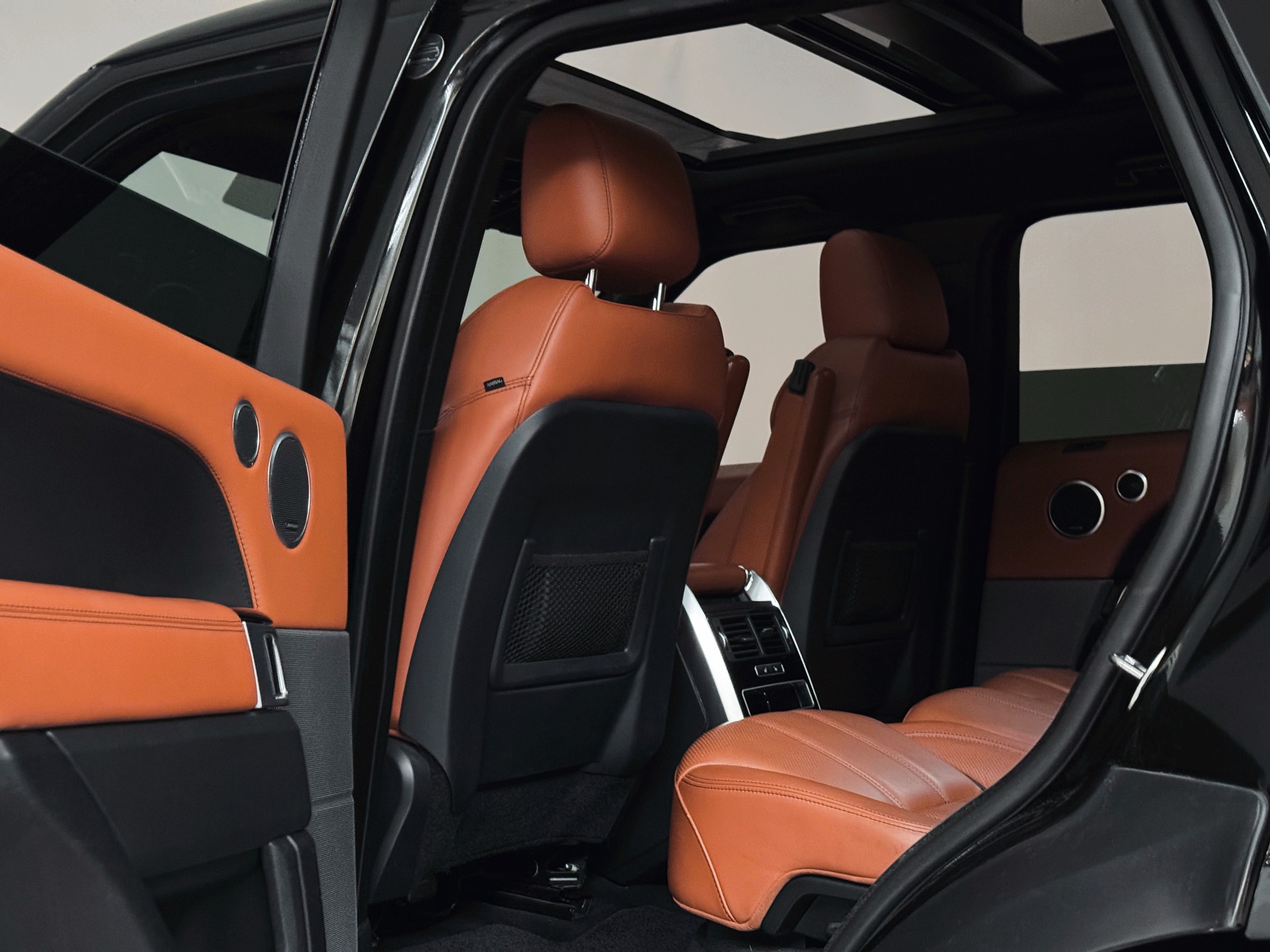 LAND ROVER Range Rover Sport 3.0 SDV6 HSE Dynamic Automatic-image-14
