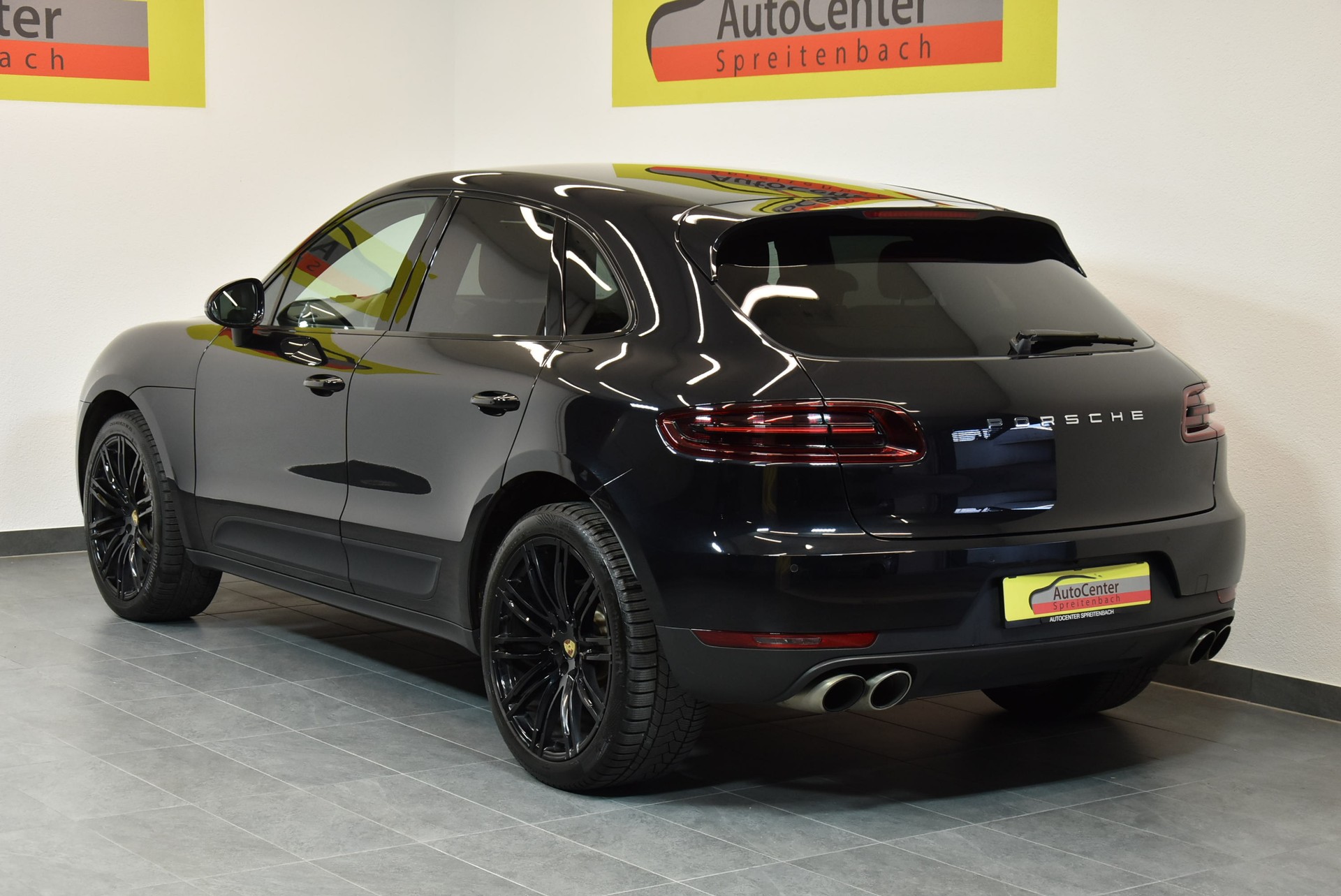 PORSCHE Macan S PDK-image-11