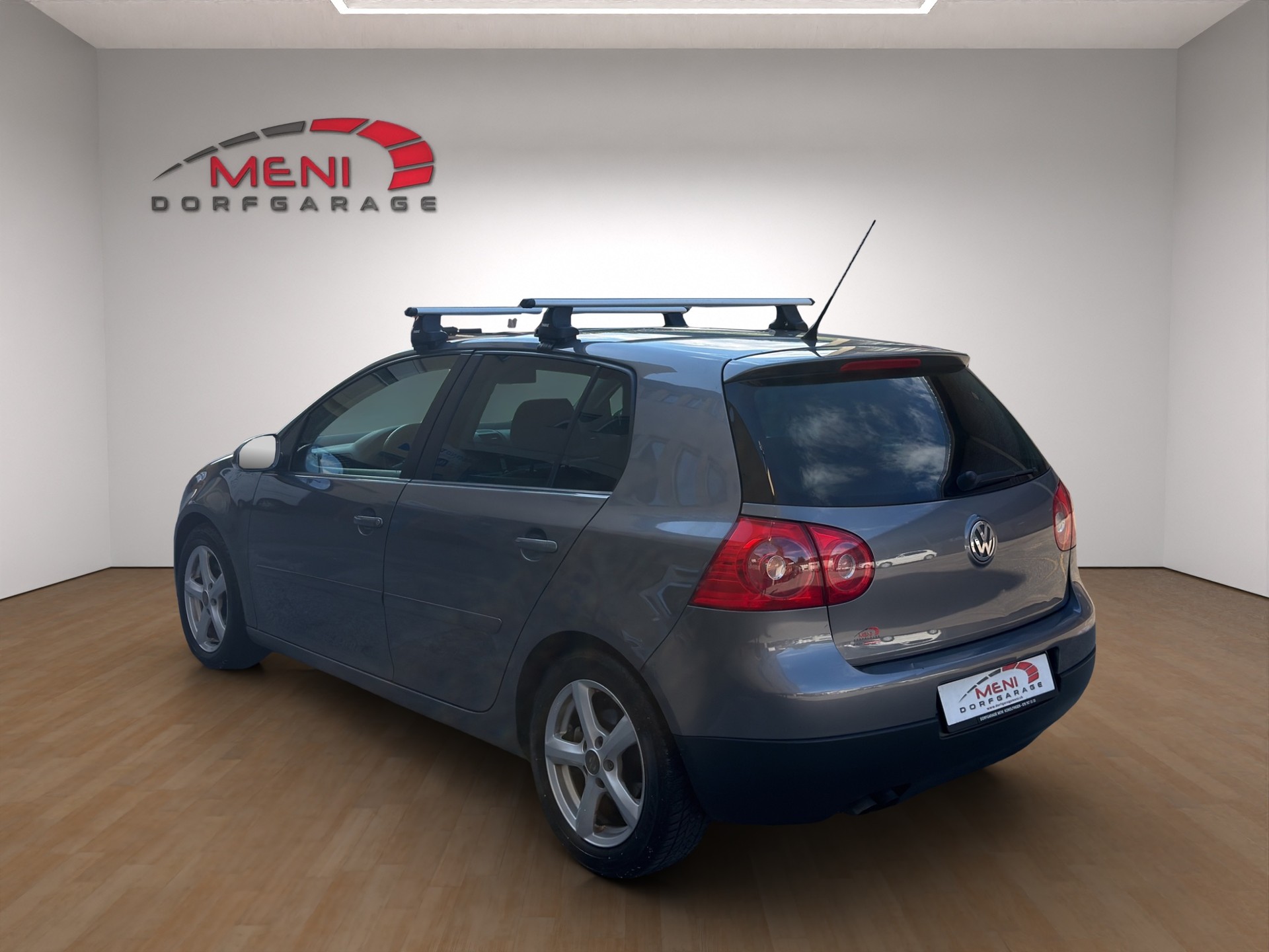 VW Golf 2.0 TDI GT Sport 4Motion-image-4