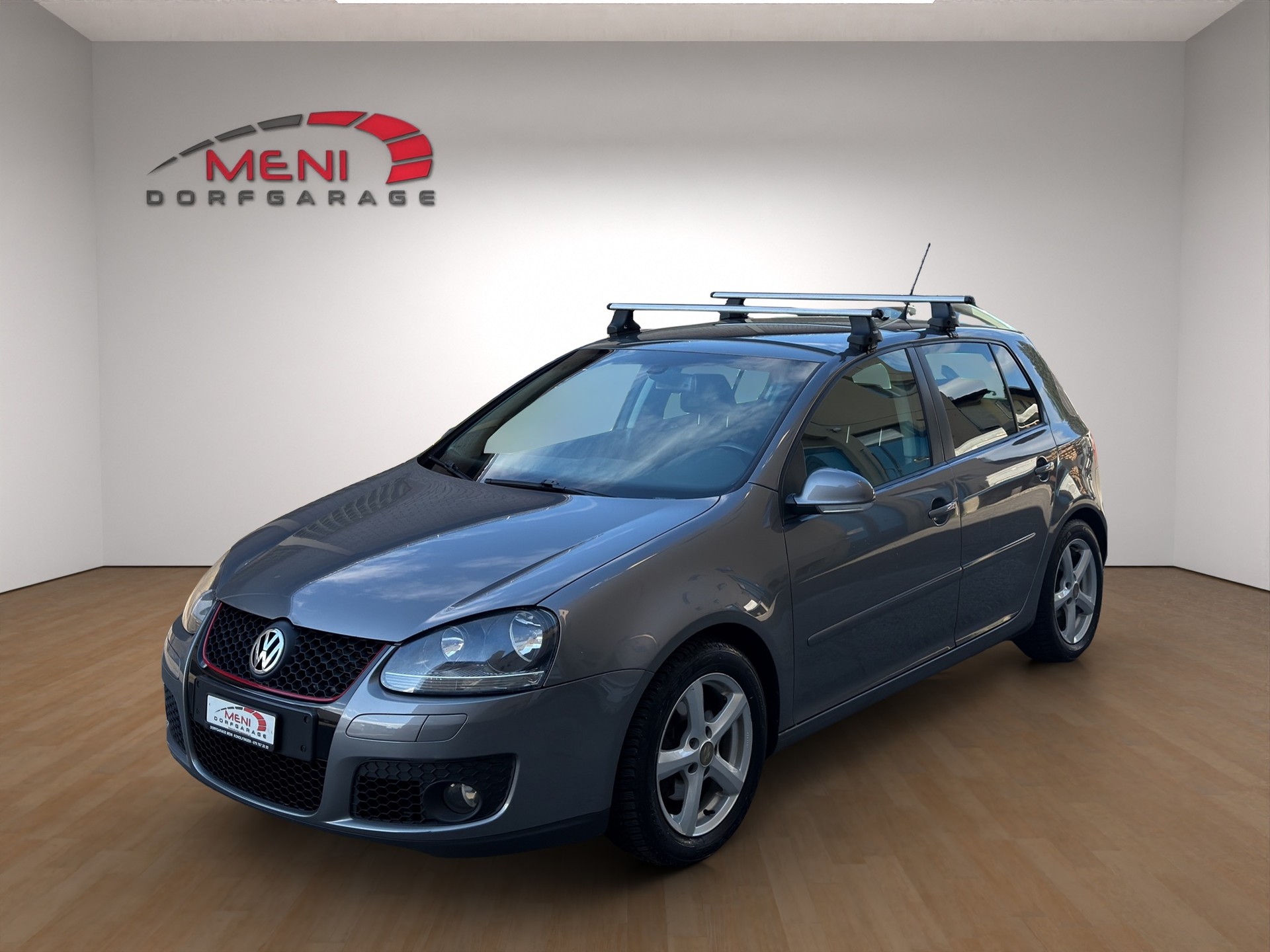 VW Golf 2.0 TDI GT Sport 4Motion-image-2