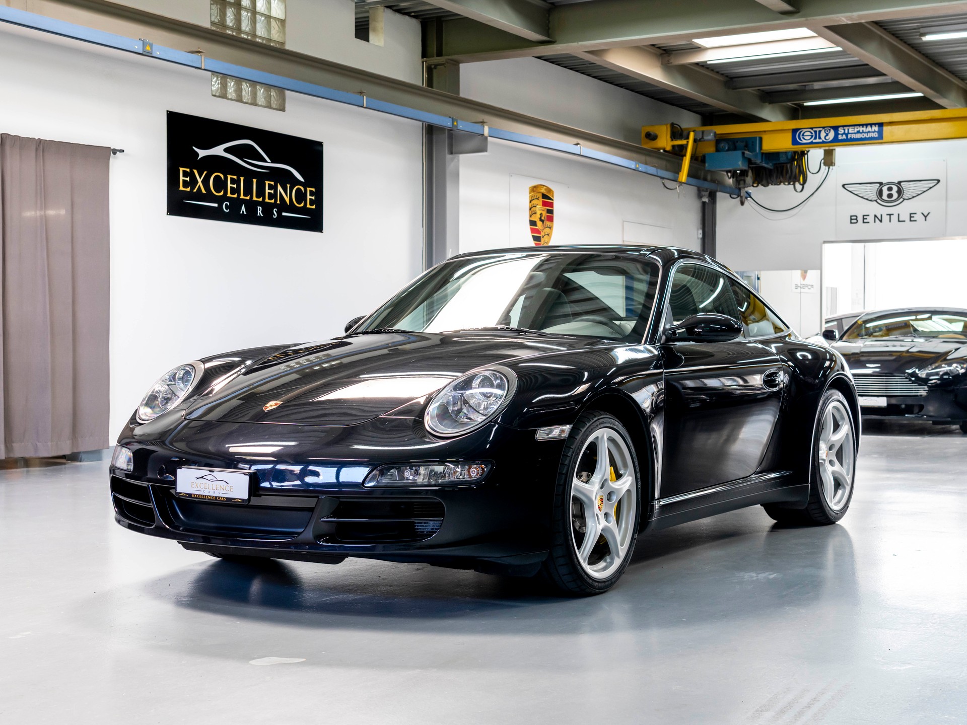 PORSCHE 911 Targa 4-image-0
