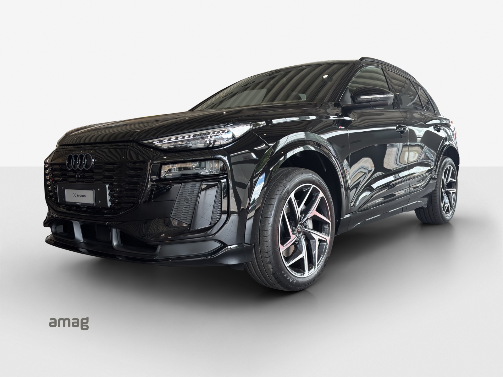 AUDI Q6 e-tron performance-image-0