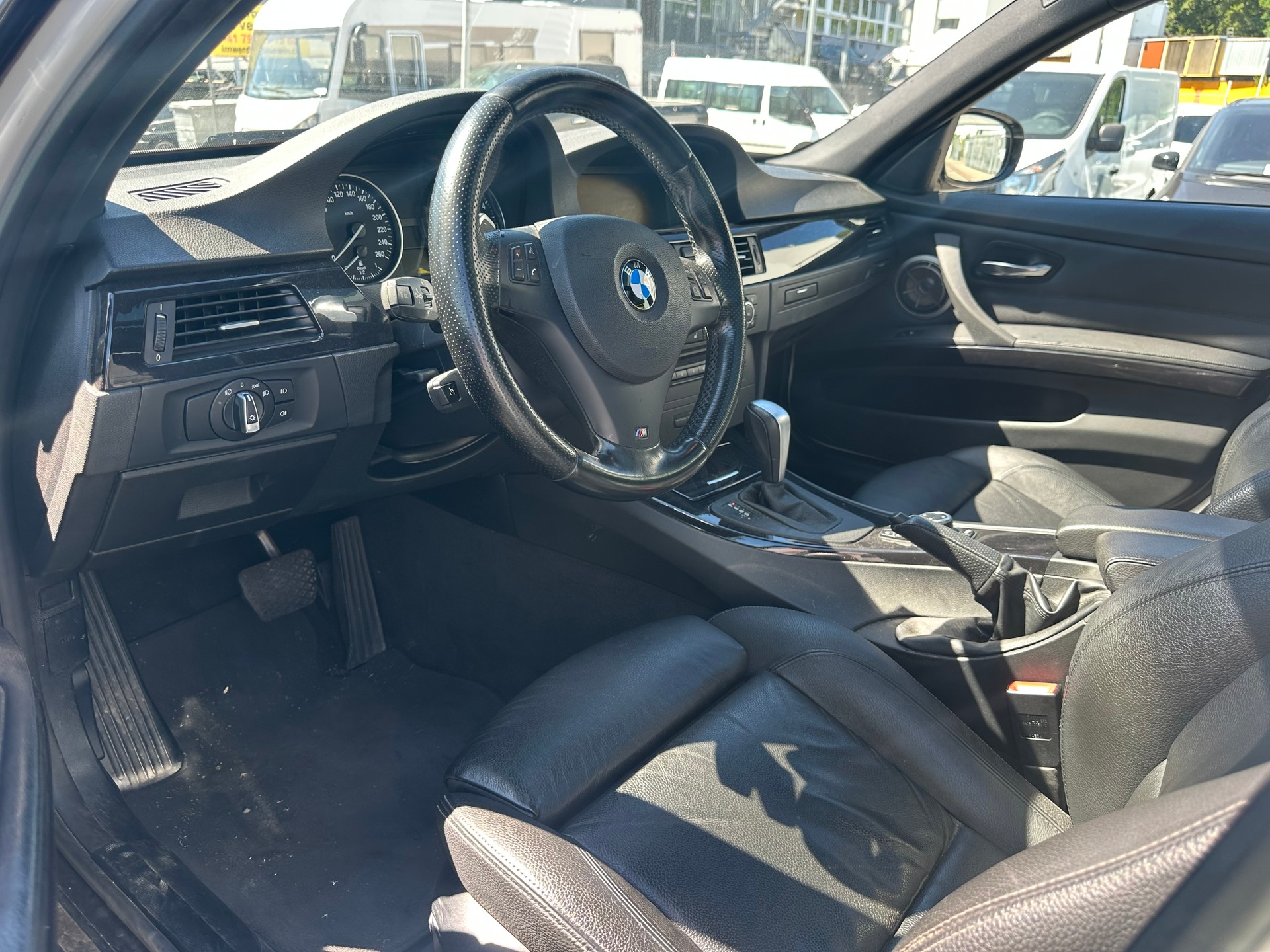 BMW 330d Xdrive M-Paket-image-6