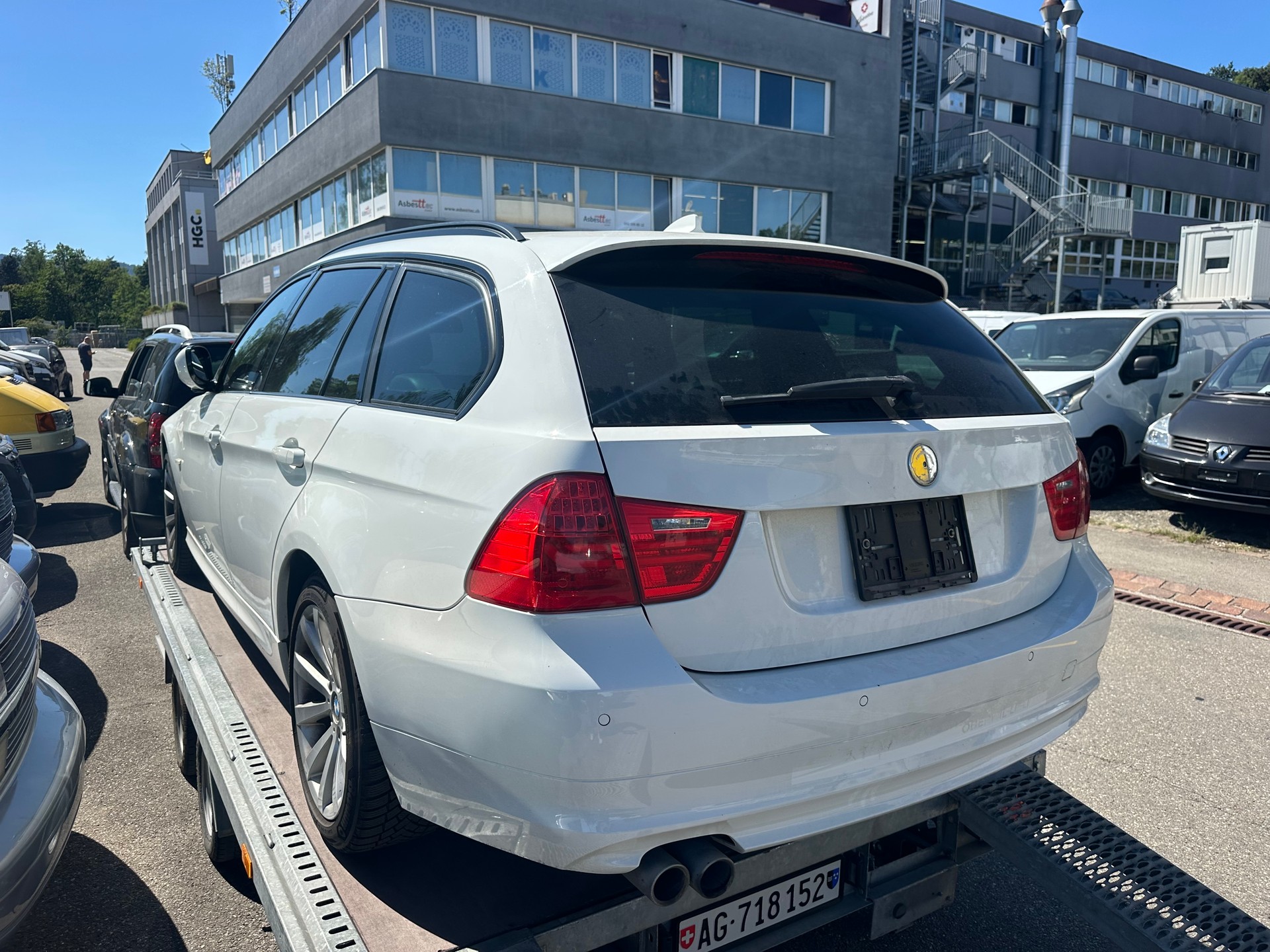 BMW 330d Xdrive M-Paket-image-1