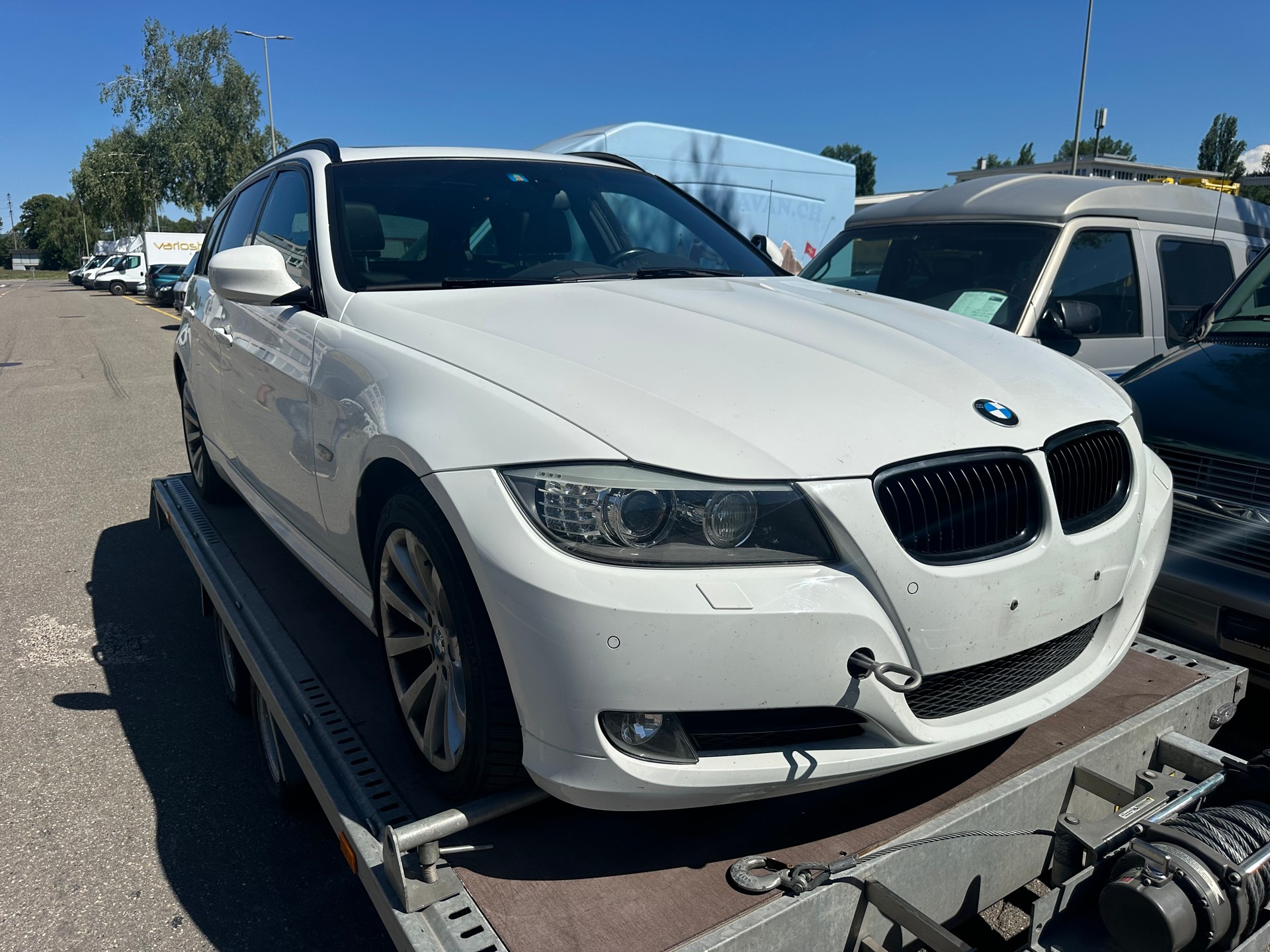 BMW 330d Xdrive M-Paket-image-2