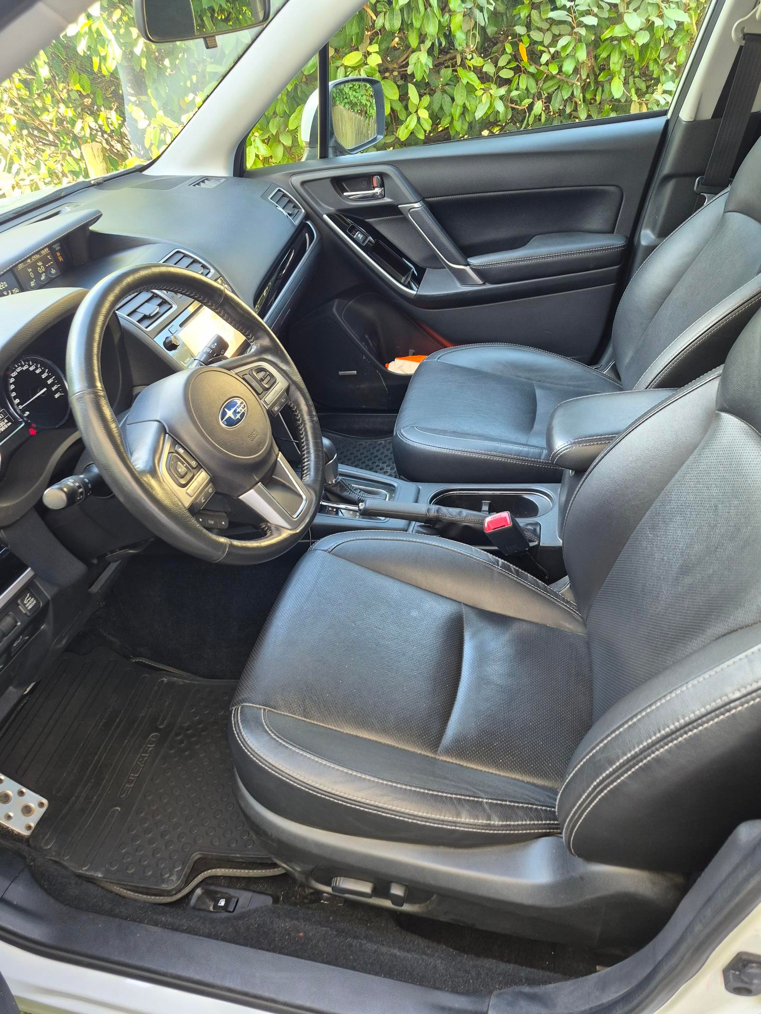 SUBARU 2.0 XT Luxury-image-3